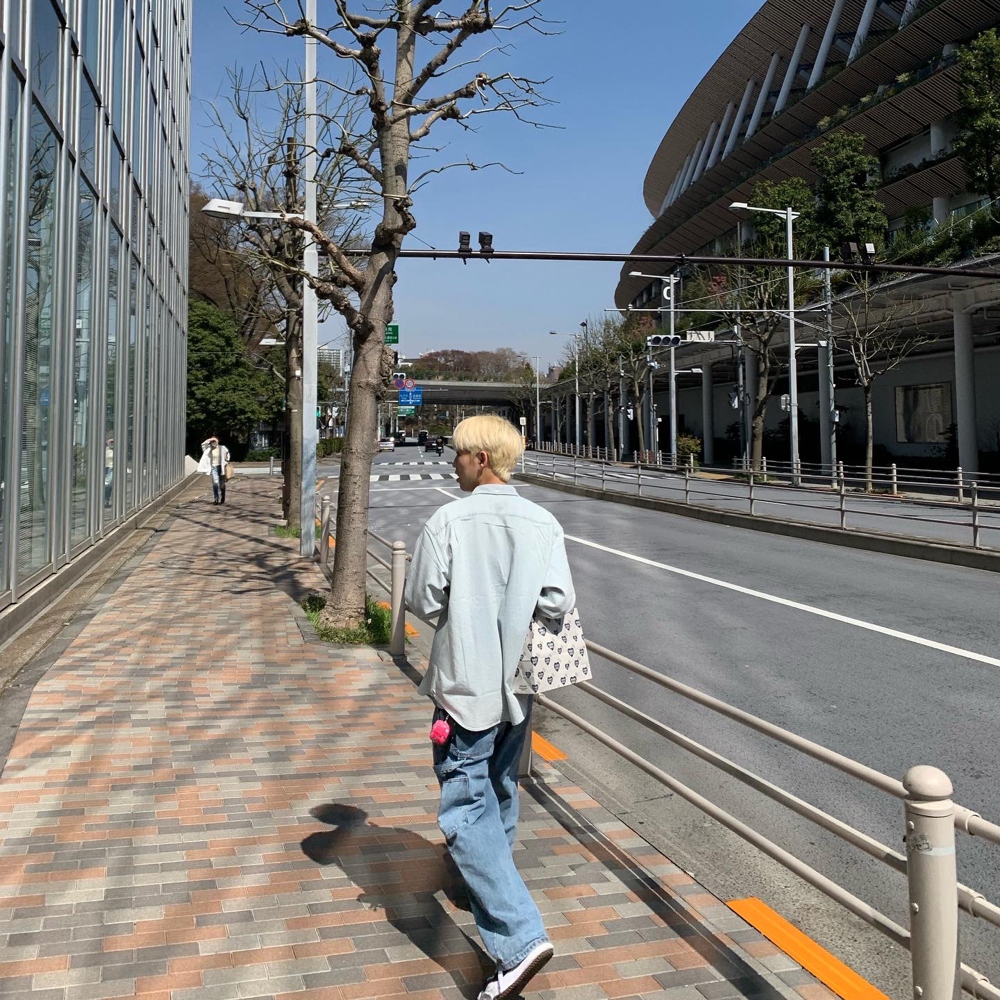Supreme Small Box Shirt Denim - 23SS, Maison Mihara Yasuhiro Hank OG Sole OH Canvas Low-top Sneakers Black 착용 스타일 - 2