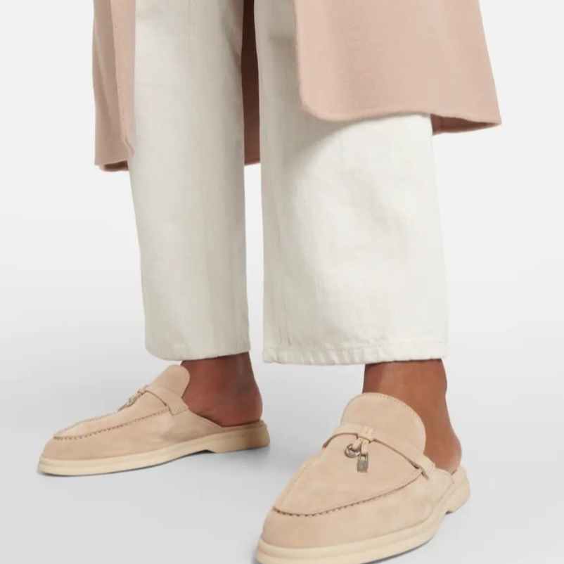 (W) Loro Piana Babouche Charms Walk Suede Calfskin Pearl Powder 착용 스타일