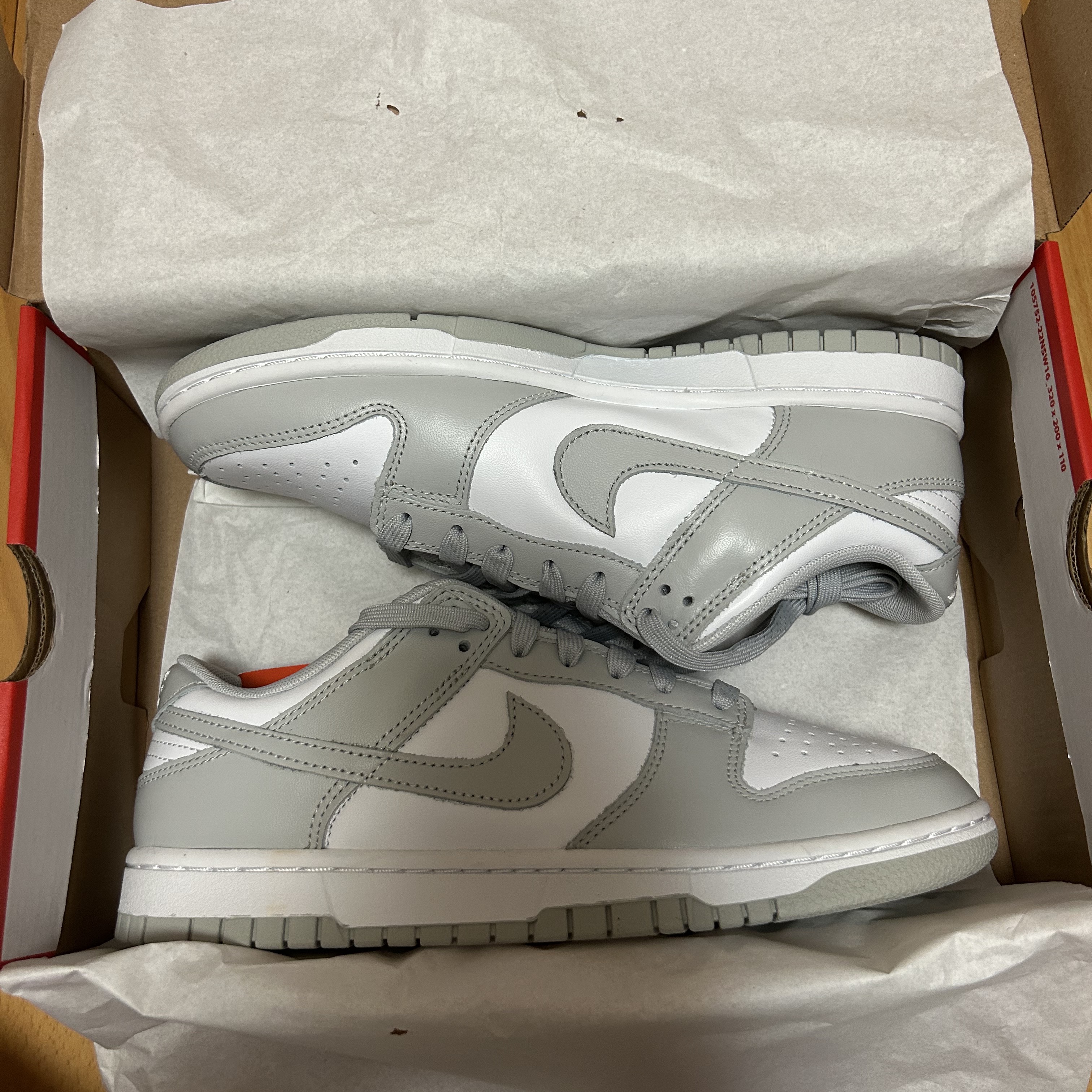 Nike Dunk Low Retro Grey Fog 착용 스타일