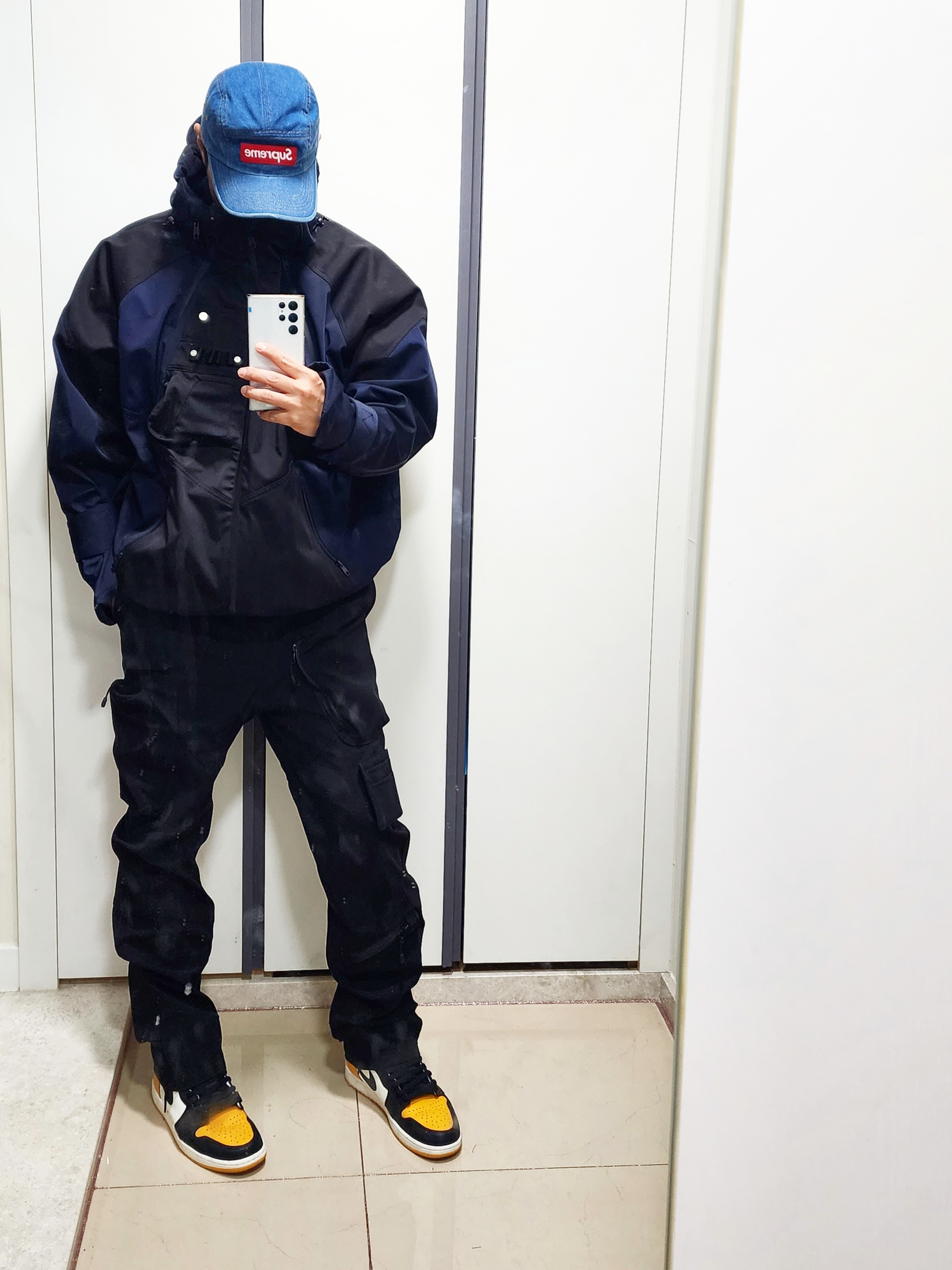 Undermycar Kame Multi Zip Turtle Shell Parka After Midnight - 22FW, Undermycar Bucky Multi Pocket Dynamic Pants Rookie Black - 22SS 착용 스타일 - 4