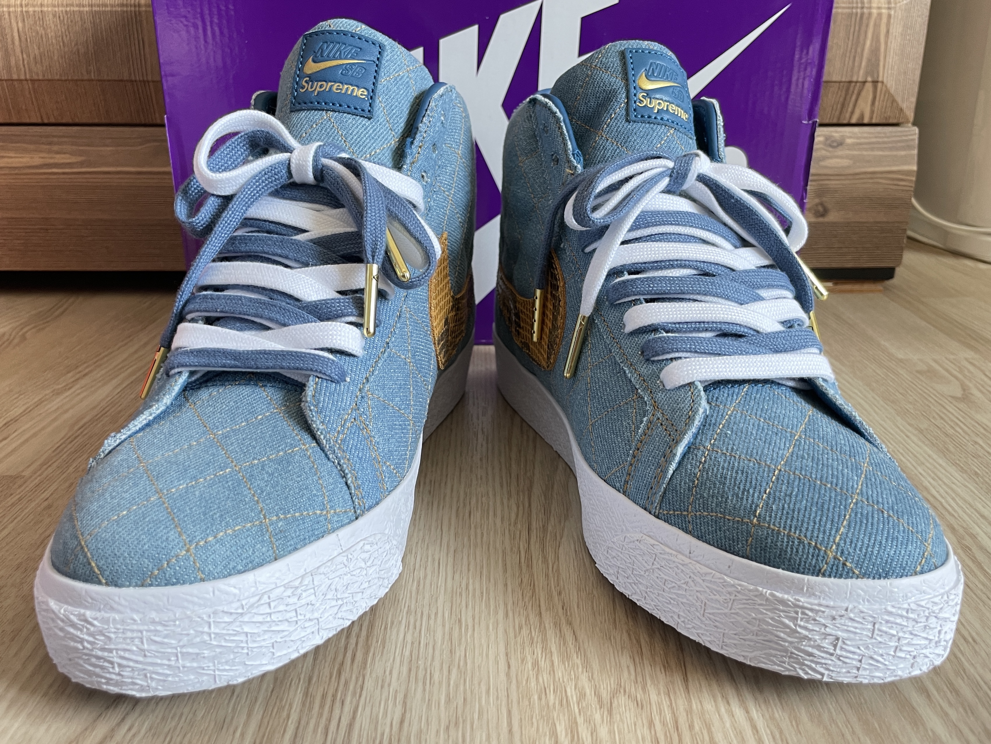 Nike x Supreme SB Zoom Blazer Mid QS 2 Industrial Blue 착용 스타일 - 3