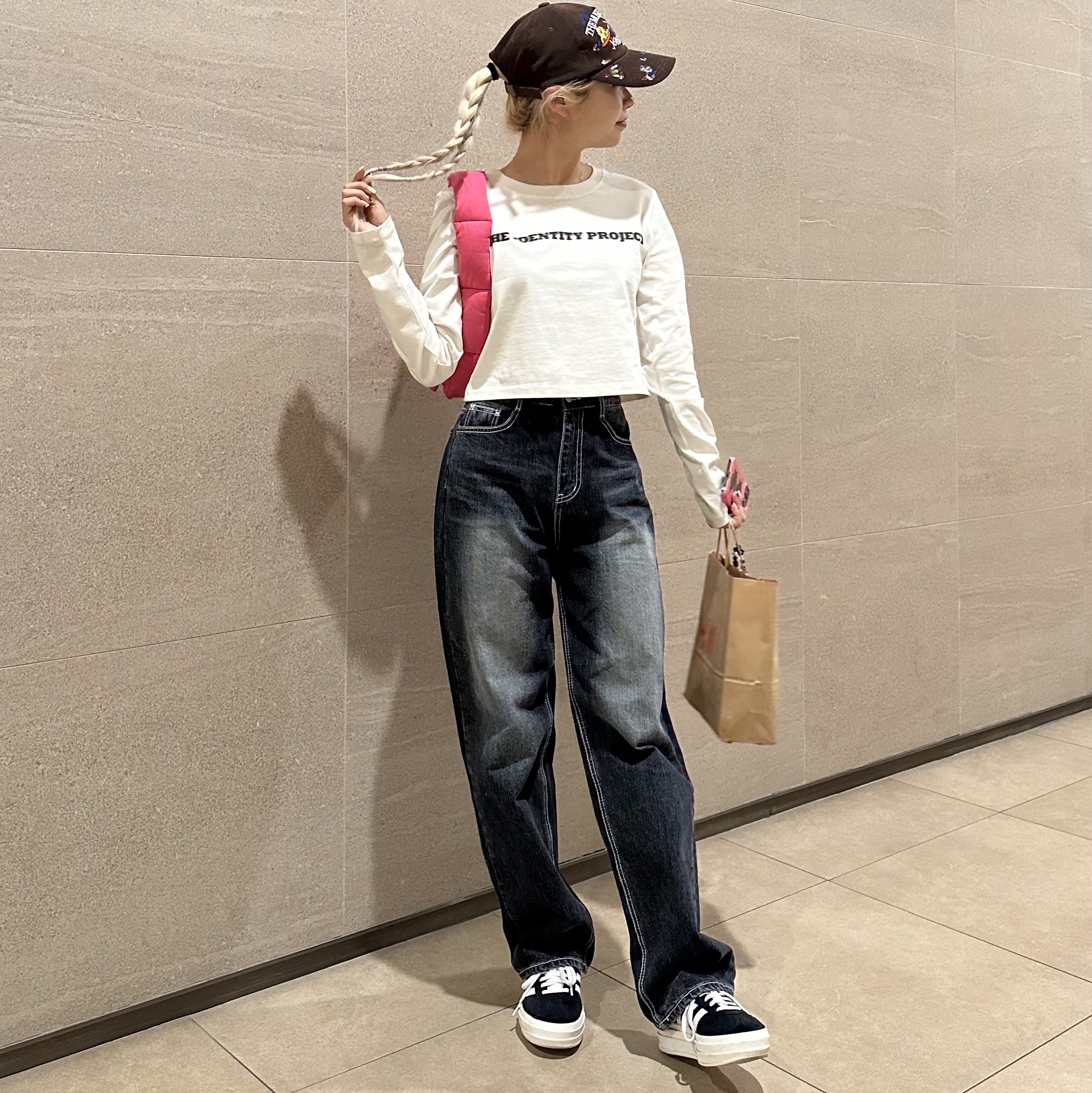 (W) Adidas Gazelle Bold Core Black Cloud White 착용 스타일 - 2