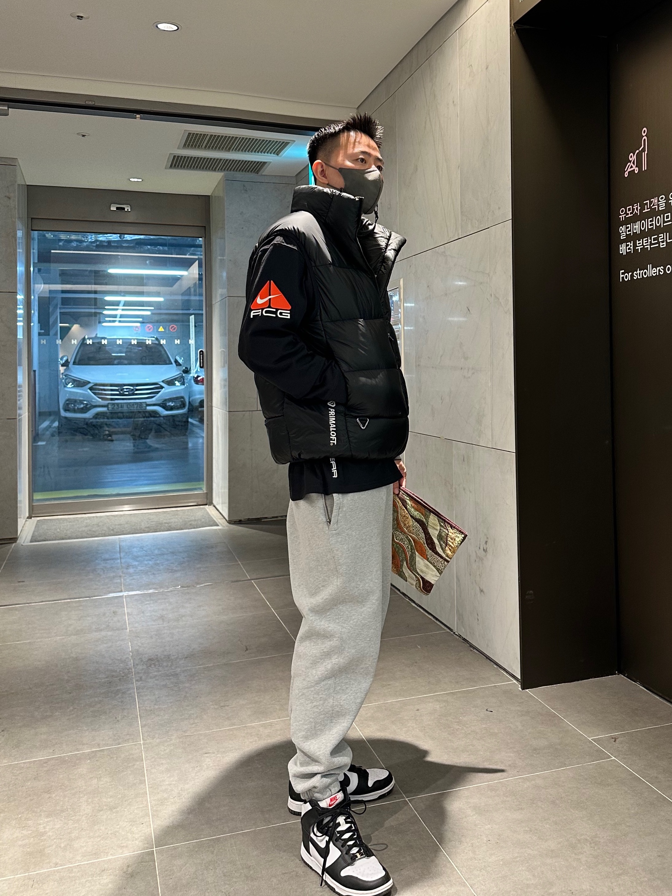 Nike ACG Therma-Fit ADV Lunar Lake Puffer Vest Black - Asia, Nike NRG ACG SSNL Lungs Long Sleeve T-Shirt Black - Asia 착용 스타일