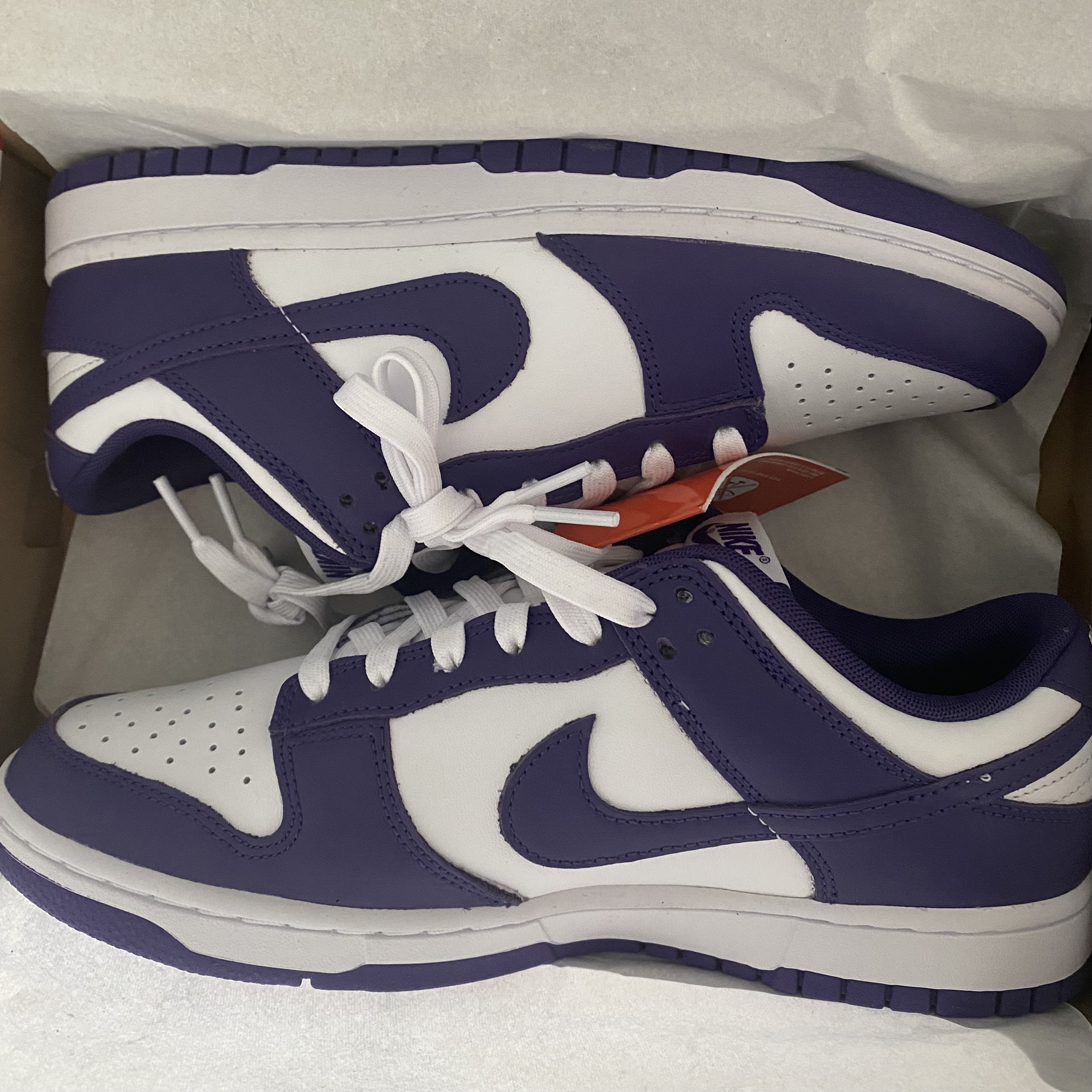 Nike Dunk Low Retro Championship Court Purple 착용 스타일