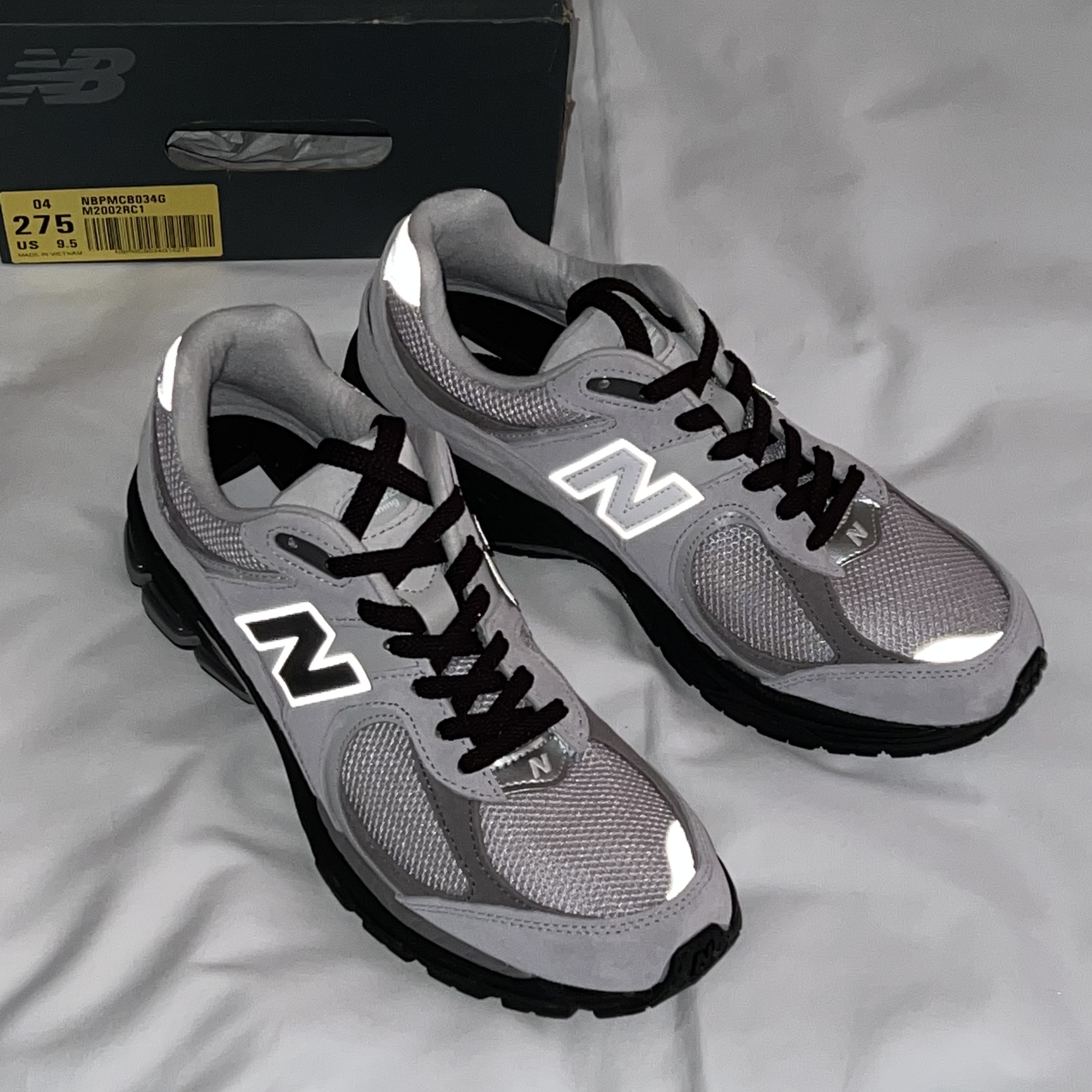 New Balance 2002R Grey Black - JD Sports Exclusive 착용 스타일