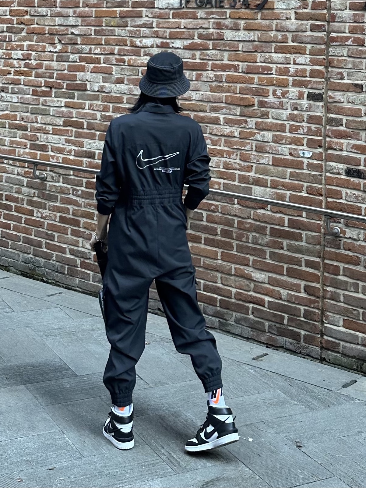 Nike x Ambush Dunk High Black 착용 스타일 - 4