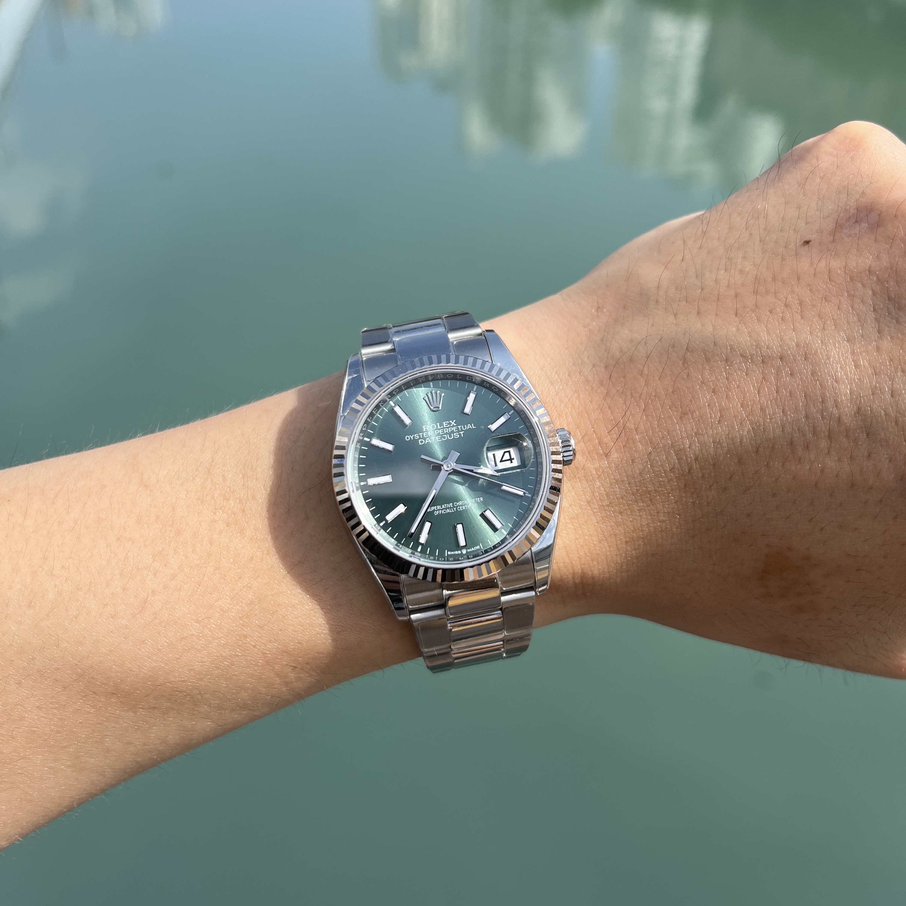 Rolex Datejust 36mm 126234 Mint Green Oyster 착용 스타일