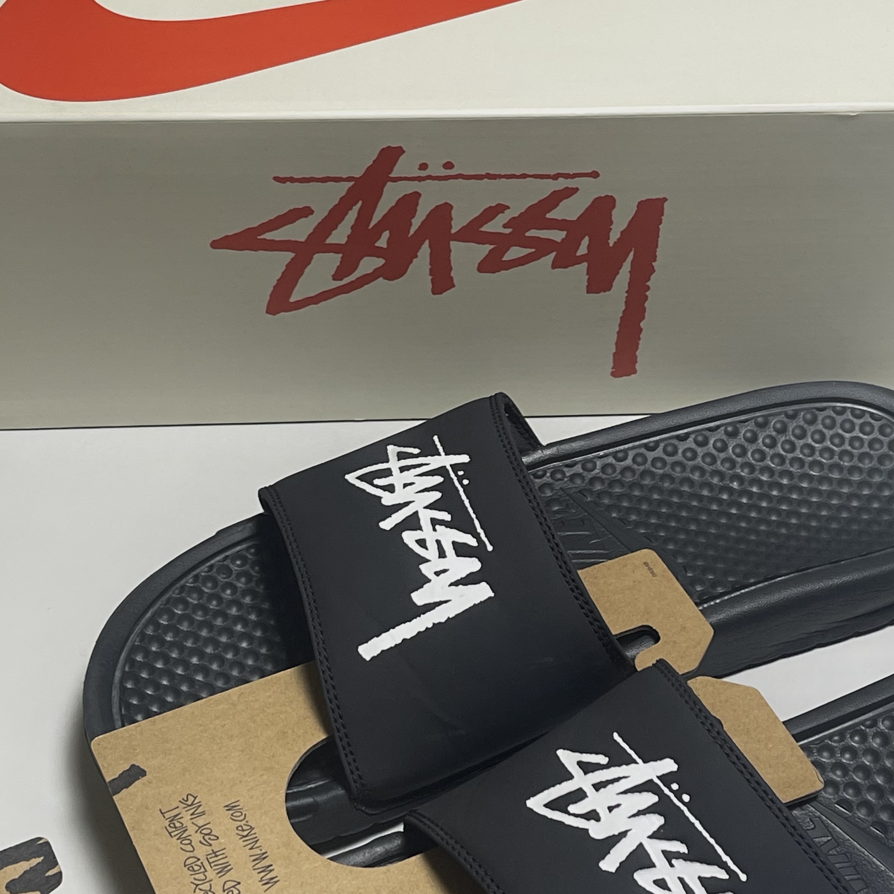 Nike x Stussy Benassi Slide Off Noir 착용 스타일