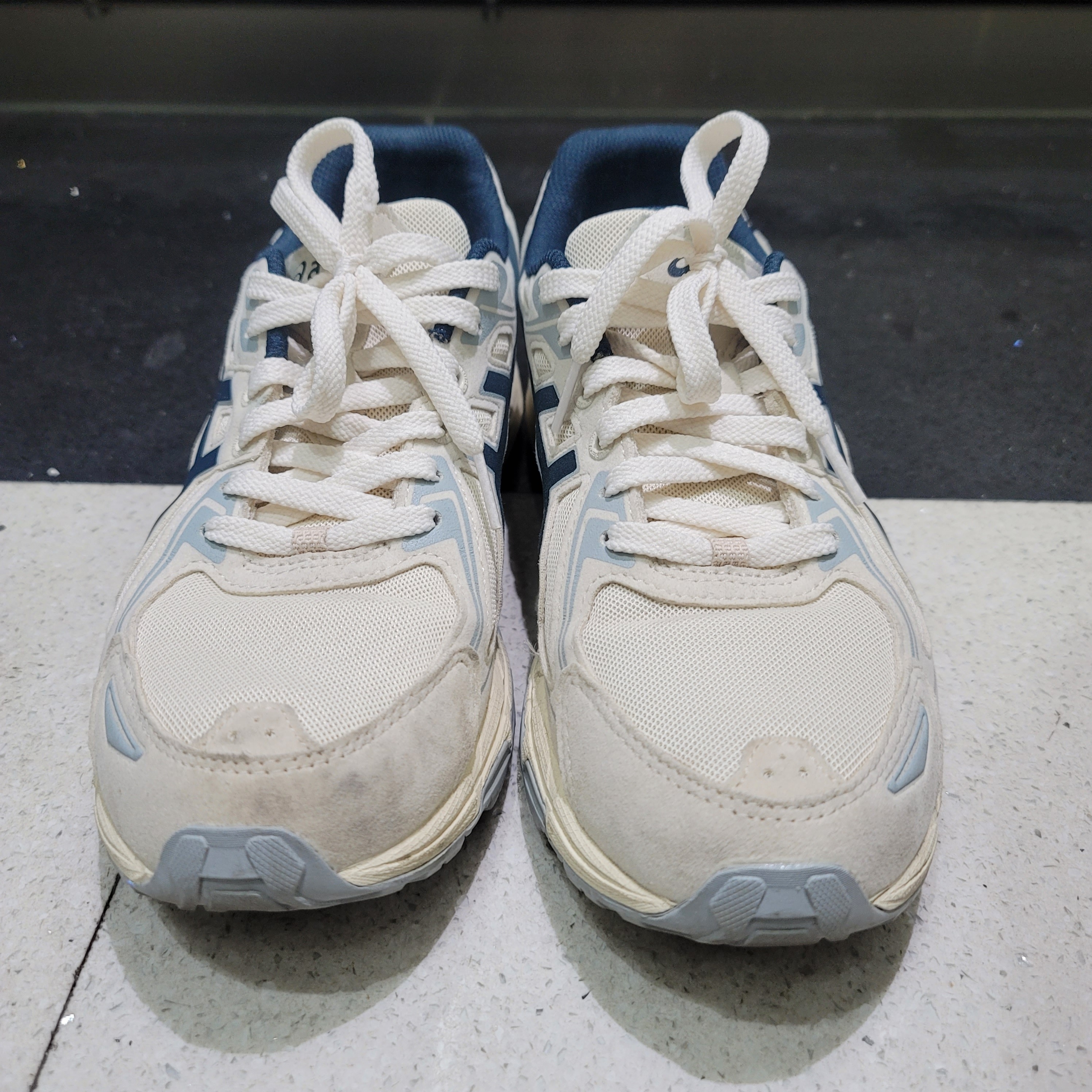 Asics Gel-Venture 6 SPS Birch French Blue 착용 스타일 - 3