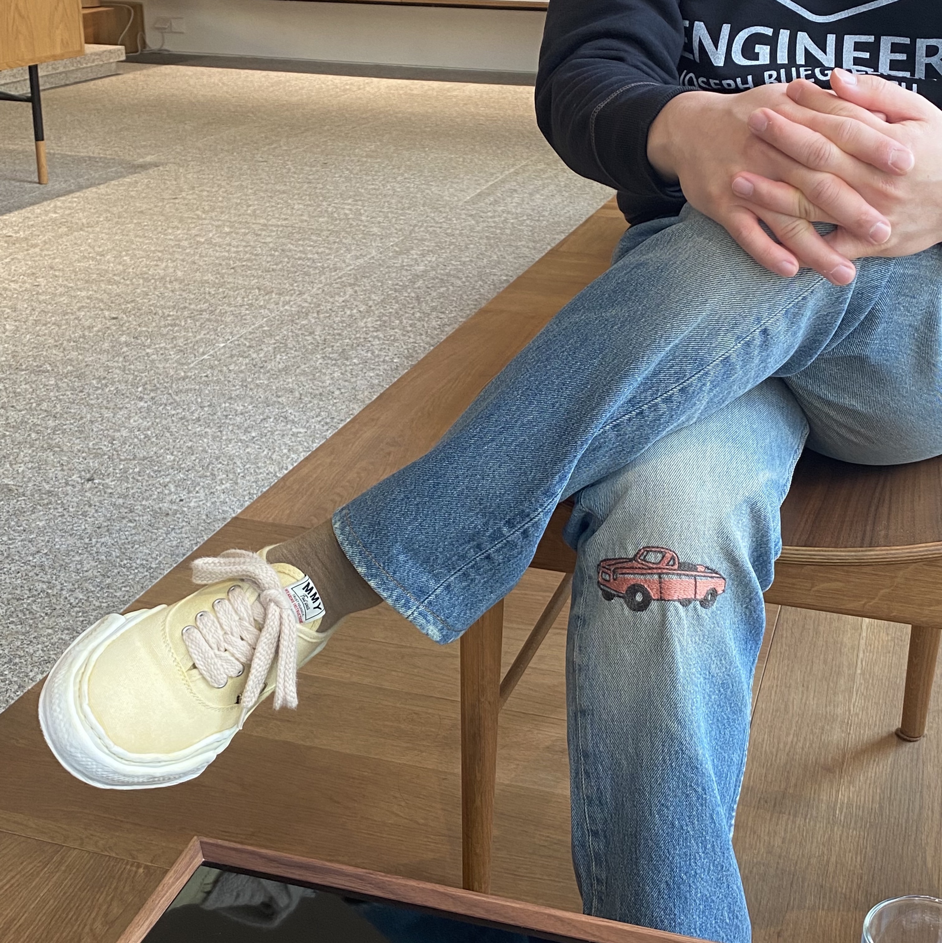 Maison Mihara Yasuhiro Baker OG Sole Over Dyed Canvas Low-top Beige 착용 스타일