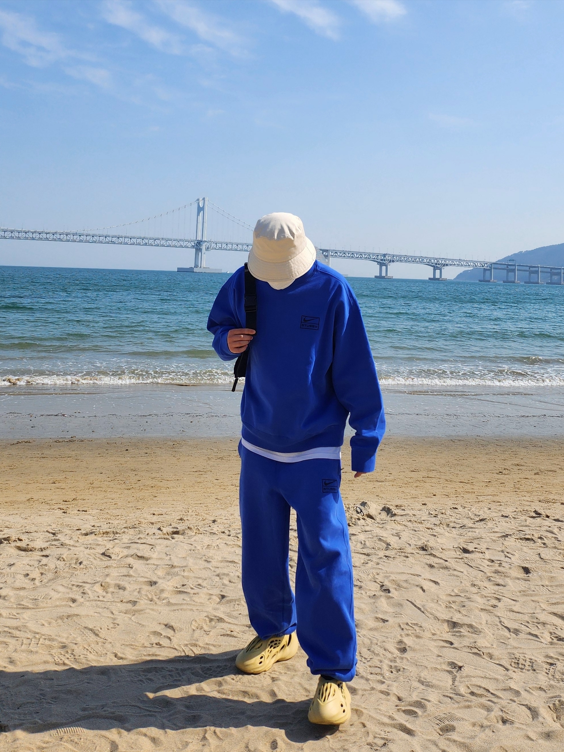 Nike x Stussy NRG Acid Washed Crewneck Game Royal (DR4024-480), Nike x Stussy NRG Acid Washed Fleece Pants Game Royal (DR4025-480) 착용 스타일 - 2
