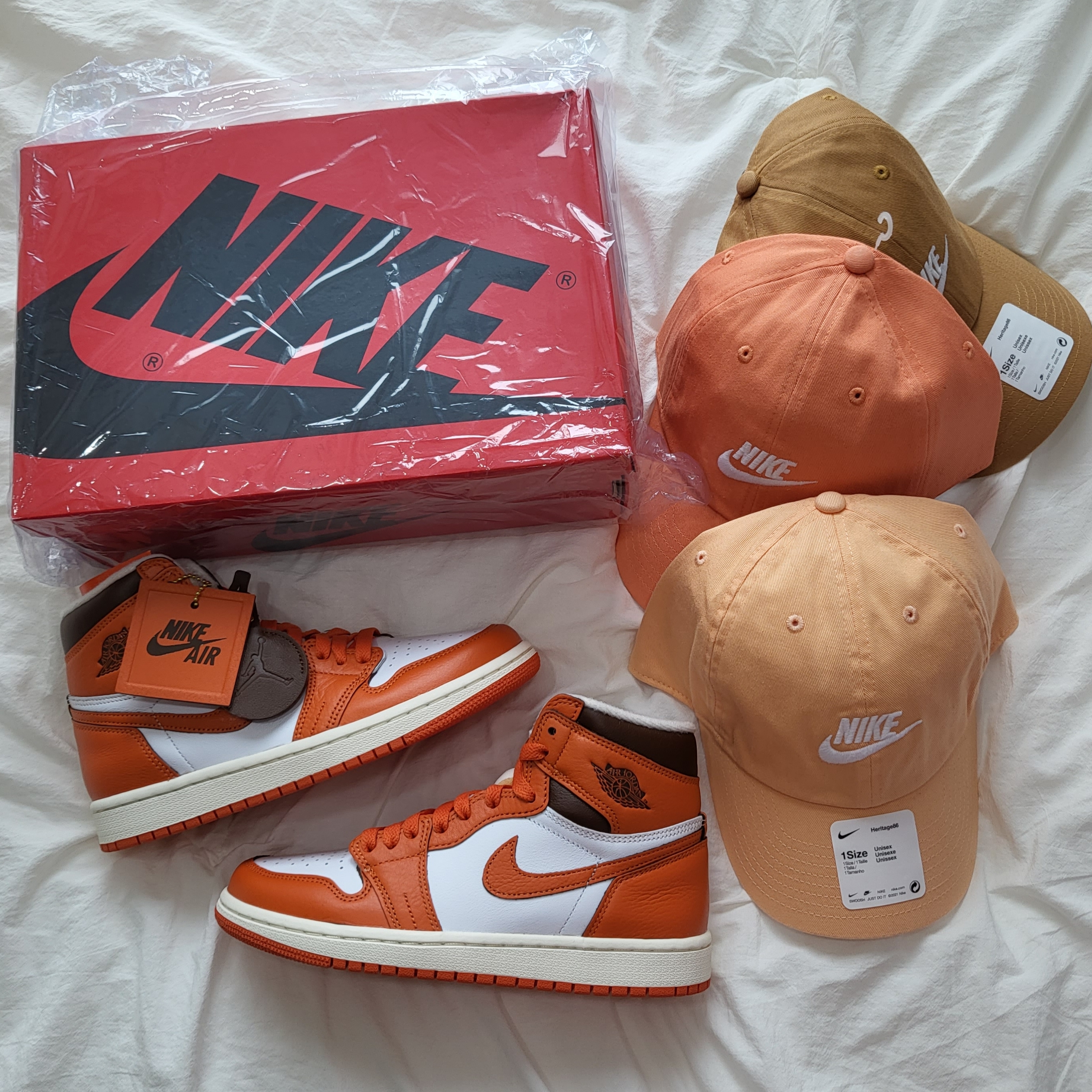 (W) Jordan 1 Retro High OG Starfish 착용 스타일