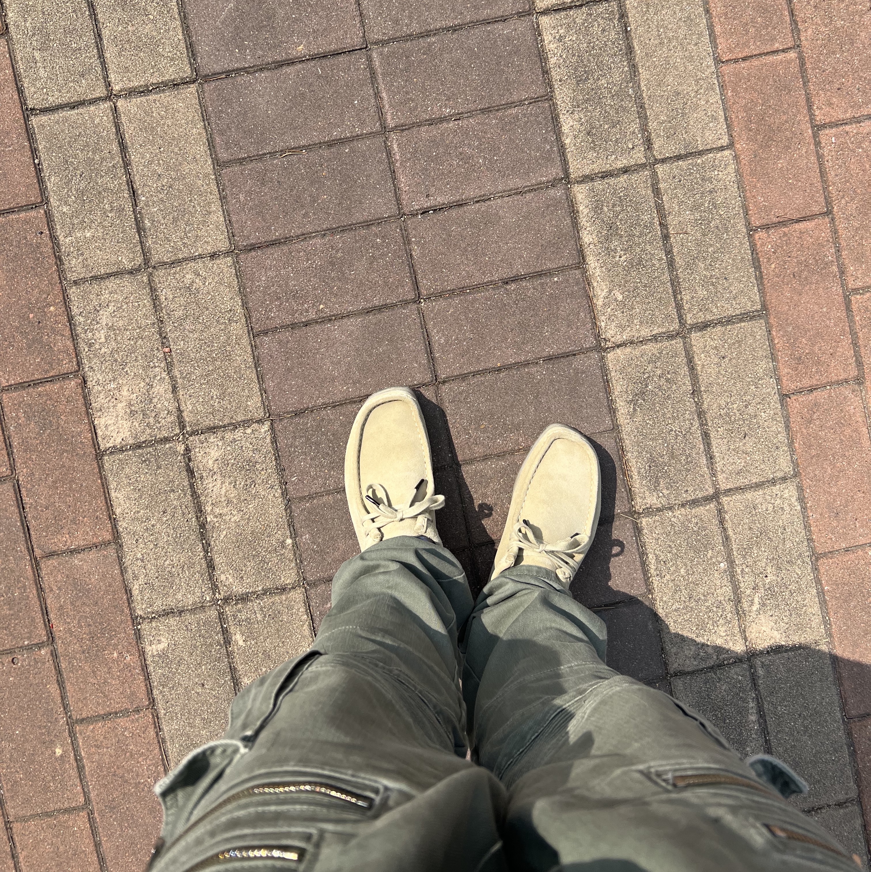 Clarks Wallabee Maple Suede 착용 스타일