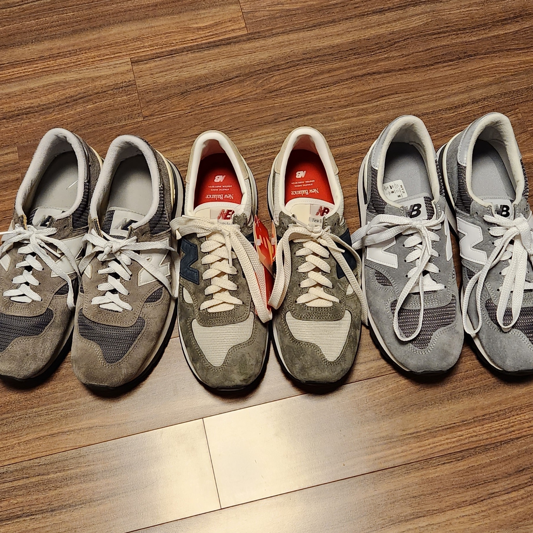New Balance 990v1 Made in USA Grey White 착용 스타일 - 2