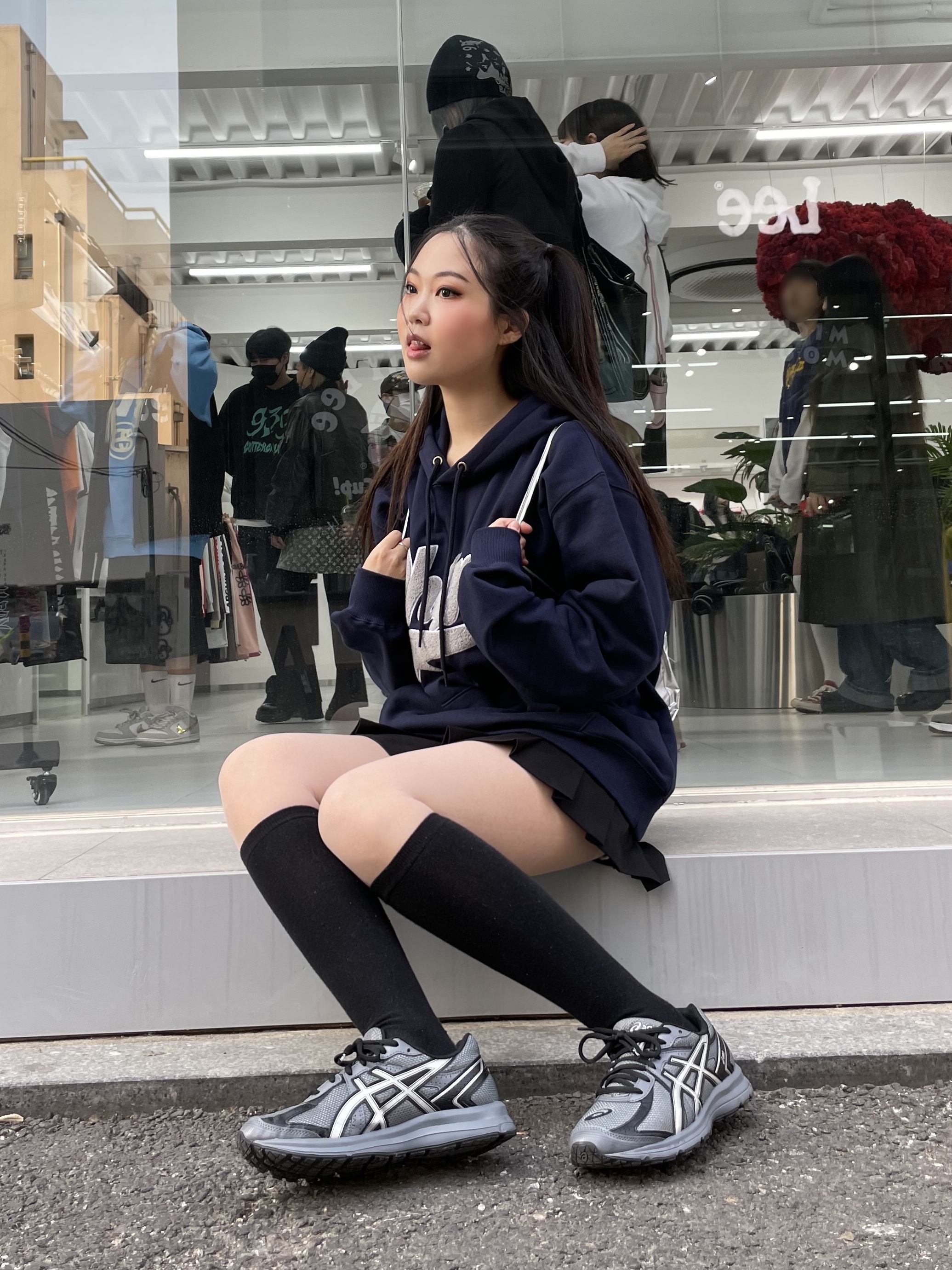 Asics Jog 100 S Steel Grey - 2E Wide 착용 스타일 - 3