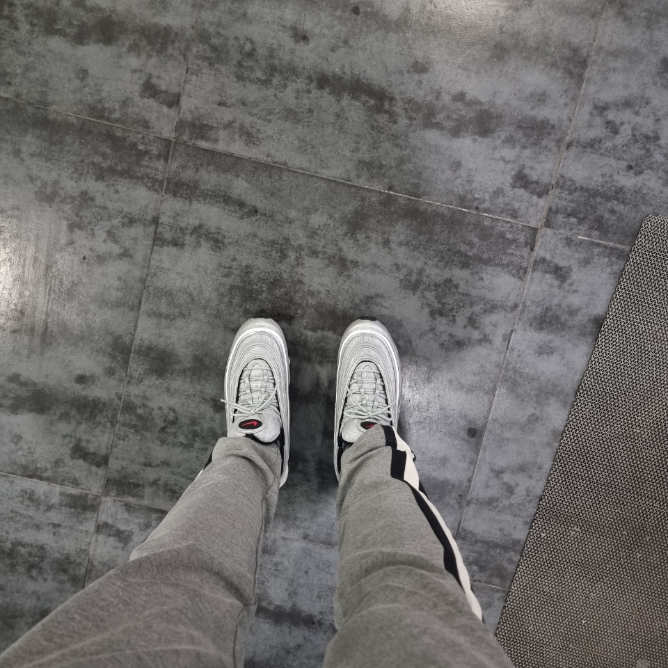 Nike Air Max 97 OG Silver Bullet 2022 착용 스타일