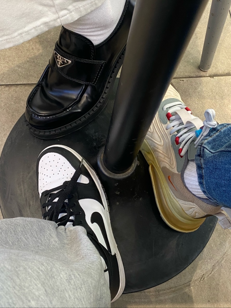 Prada Chocolate Brushed Leather Loafers Black, Nike x Travis Scott Air Max 270 React Cactus Trails 착용 스타일 - 3