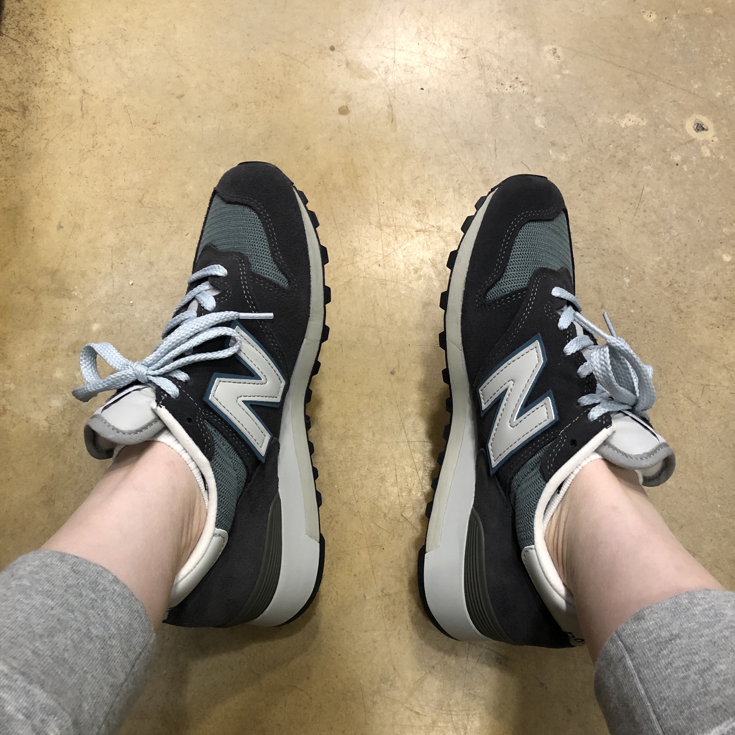 New Balance 1300 Made in USA Steel Blue - D Standard 착용 스타일