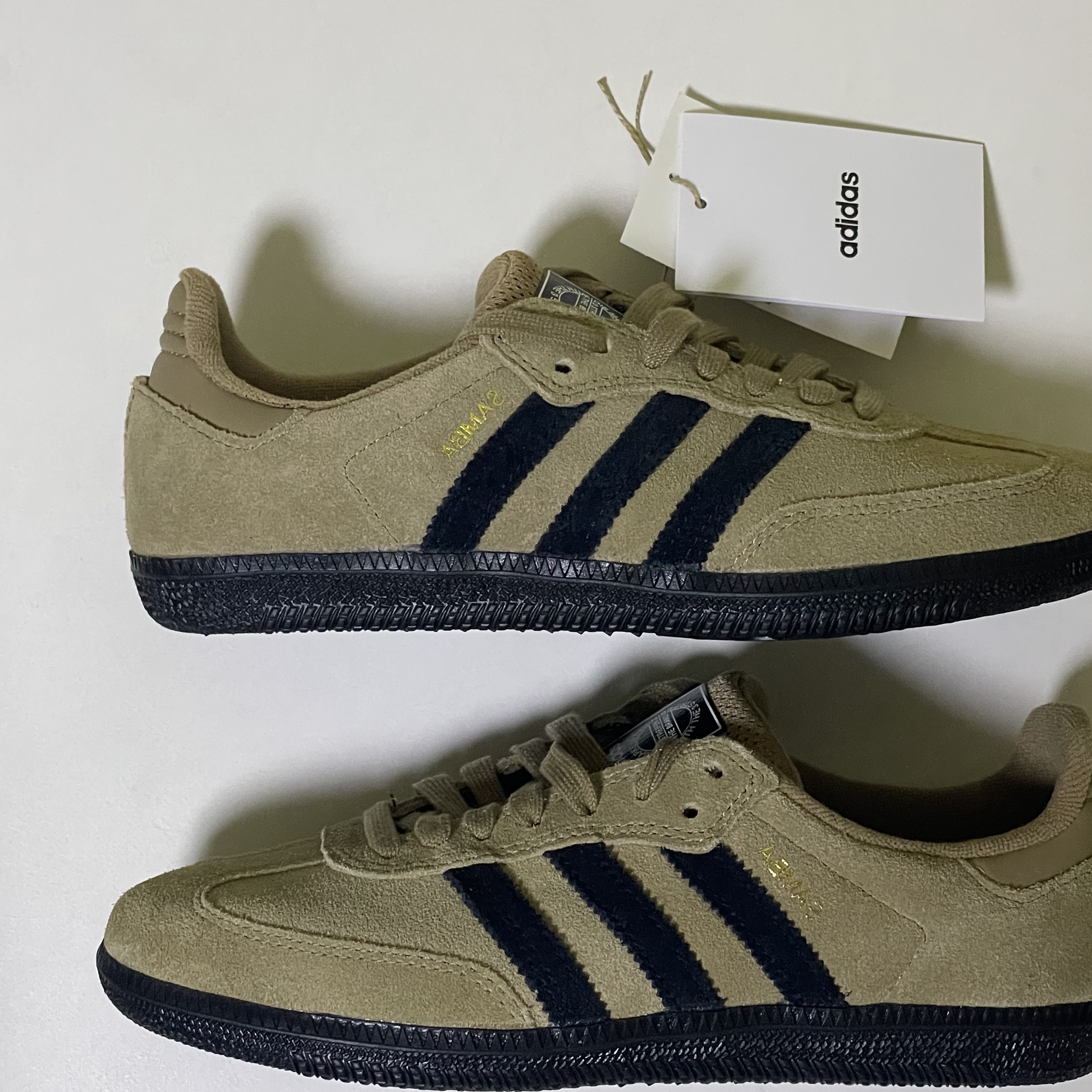 Adidas Samba ADV Cardboard 착용 스타일 - 1