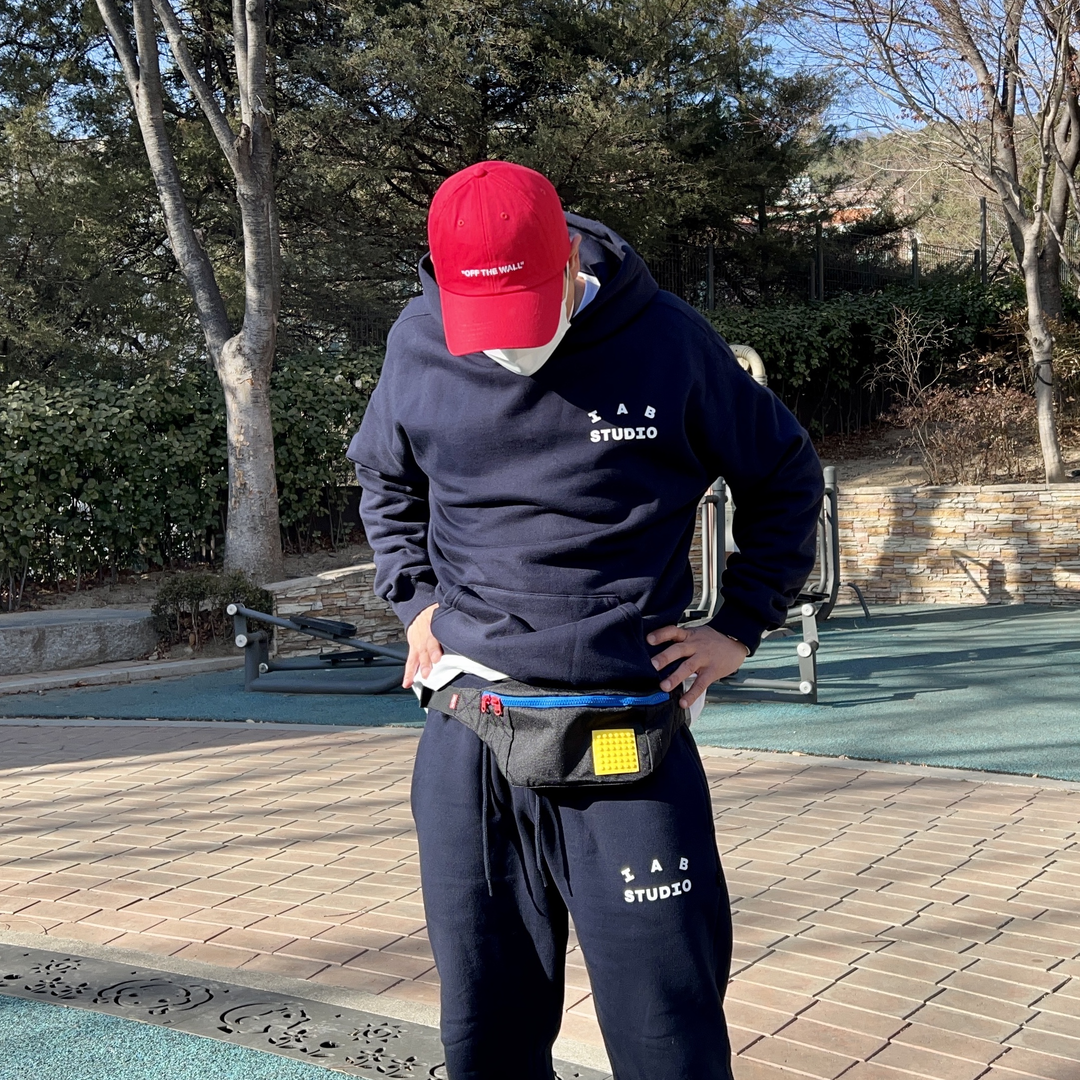 IAB Studio Hoodie Navy - 21SS, IAB Studio Sweatpants Navy - 21SS 착용 스타일 - 4
