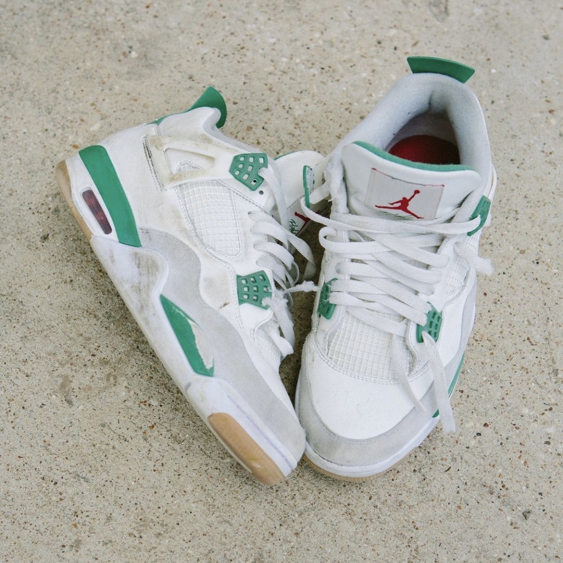 Jordan 4 x Nike SB Retro SP Pine Green 착용 스타일
