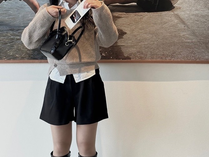 Nieeh Women Square Bag Mini Black 착용 스타일