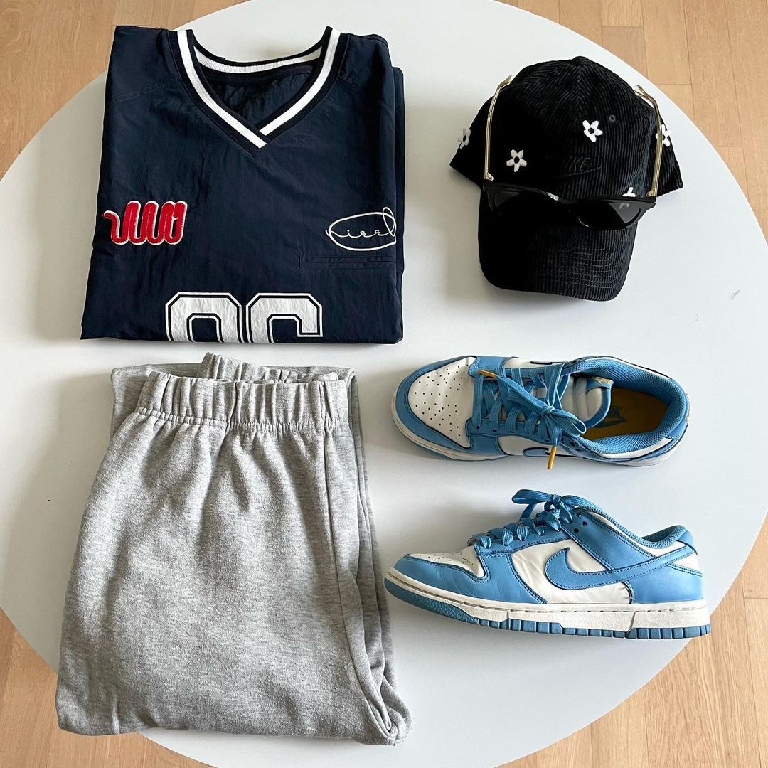 Nieeh 1996 Navy, (W) Nike Dunk Low Coast 착용 스타일