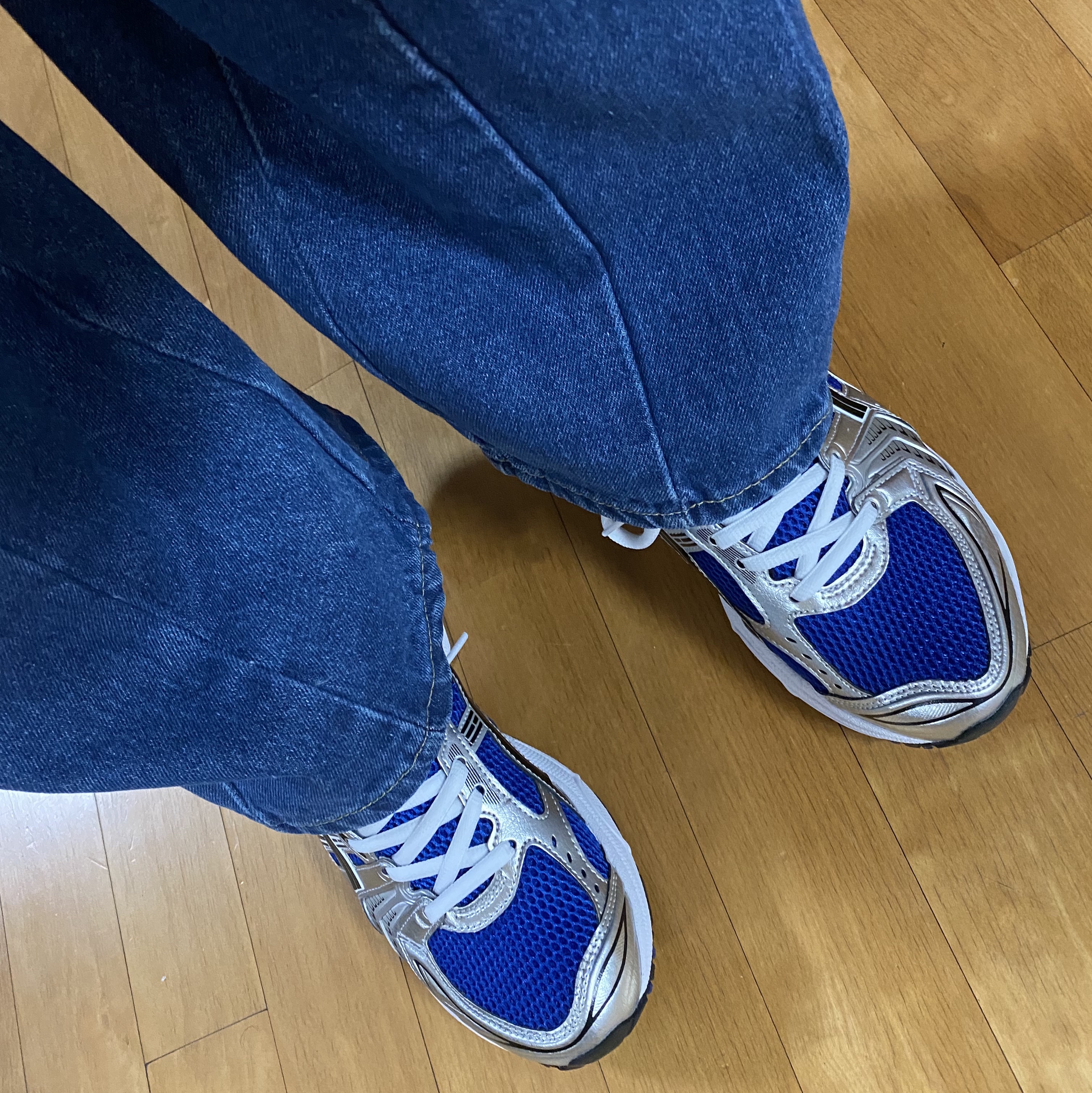Asics Gel-Kayano 14 Monaco Blue Black 착용 스타일