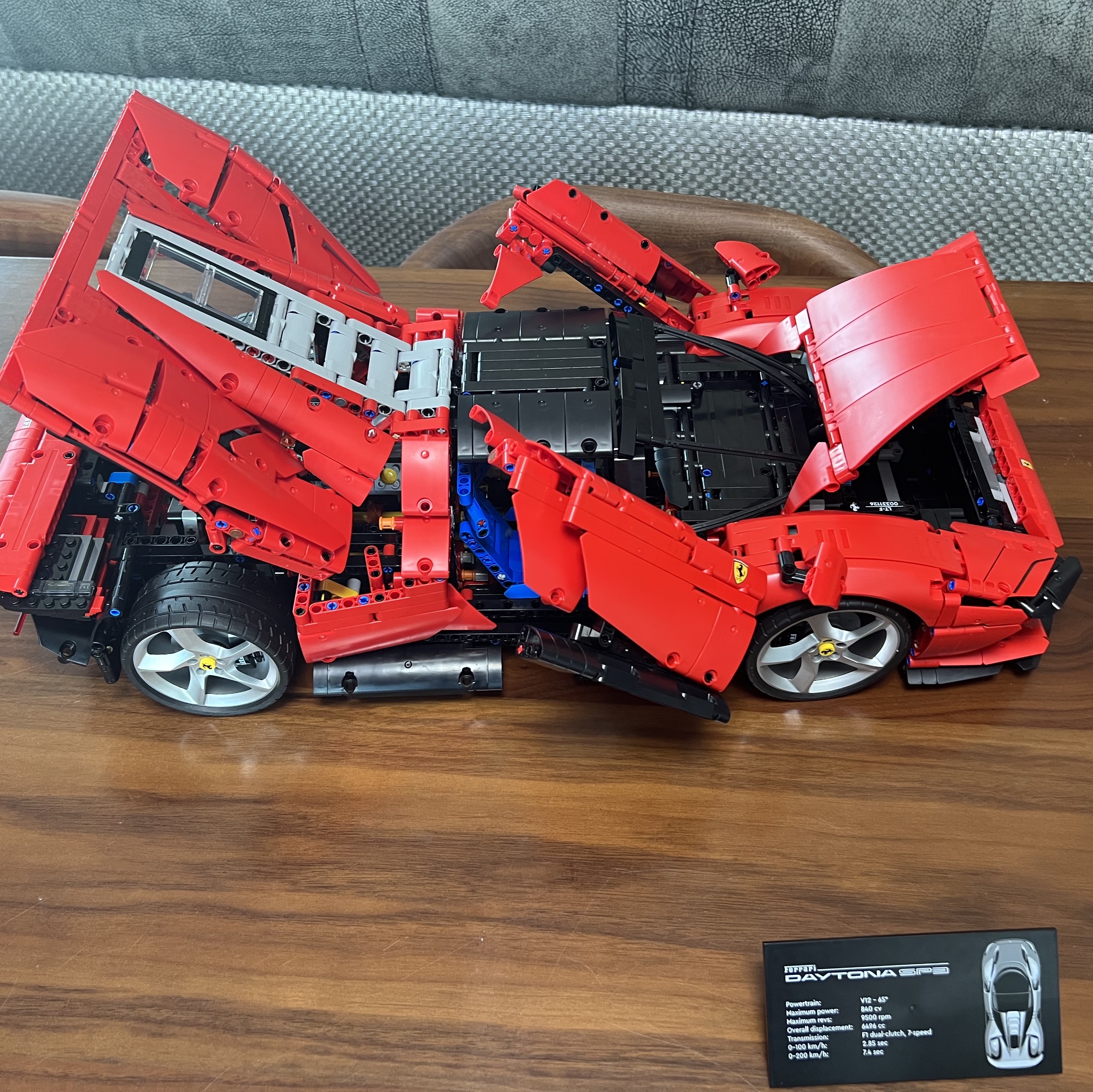 Lego Ferrari Daytona SP3, Lego Porsche 911 GT3 RS 착용 스타일 - 4