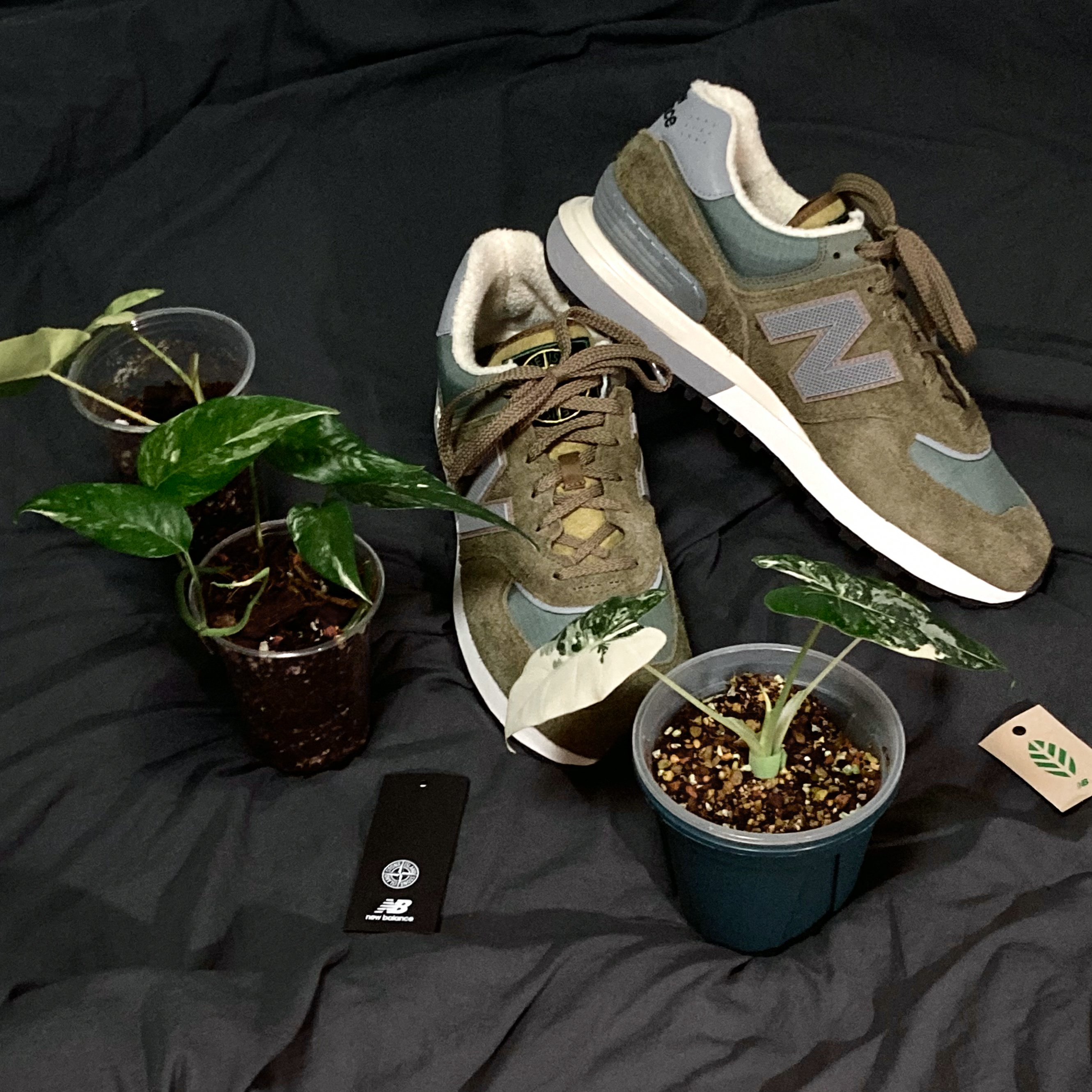 New Balance x Stone Island 574 Legacy Green 착용 스타일
