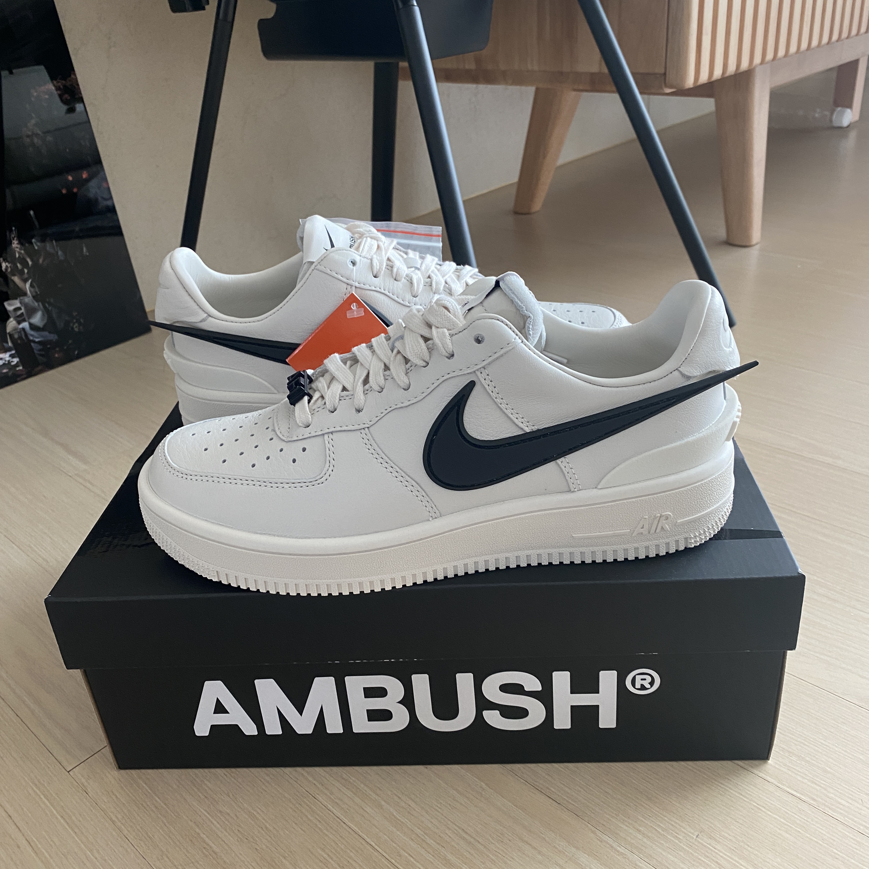 Nike x Ambush Air Force 1 Low SP Phantom 착용 스타일