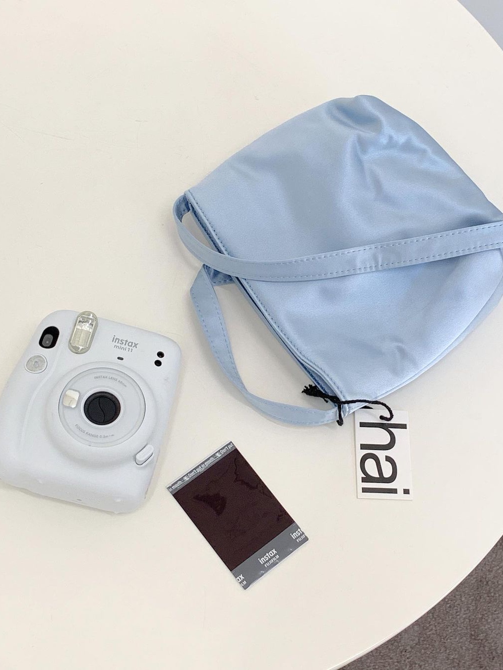 Hai Little Silk Bag Light Blue 착용 스타일 - 2