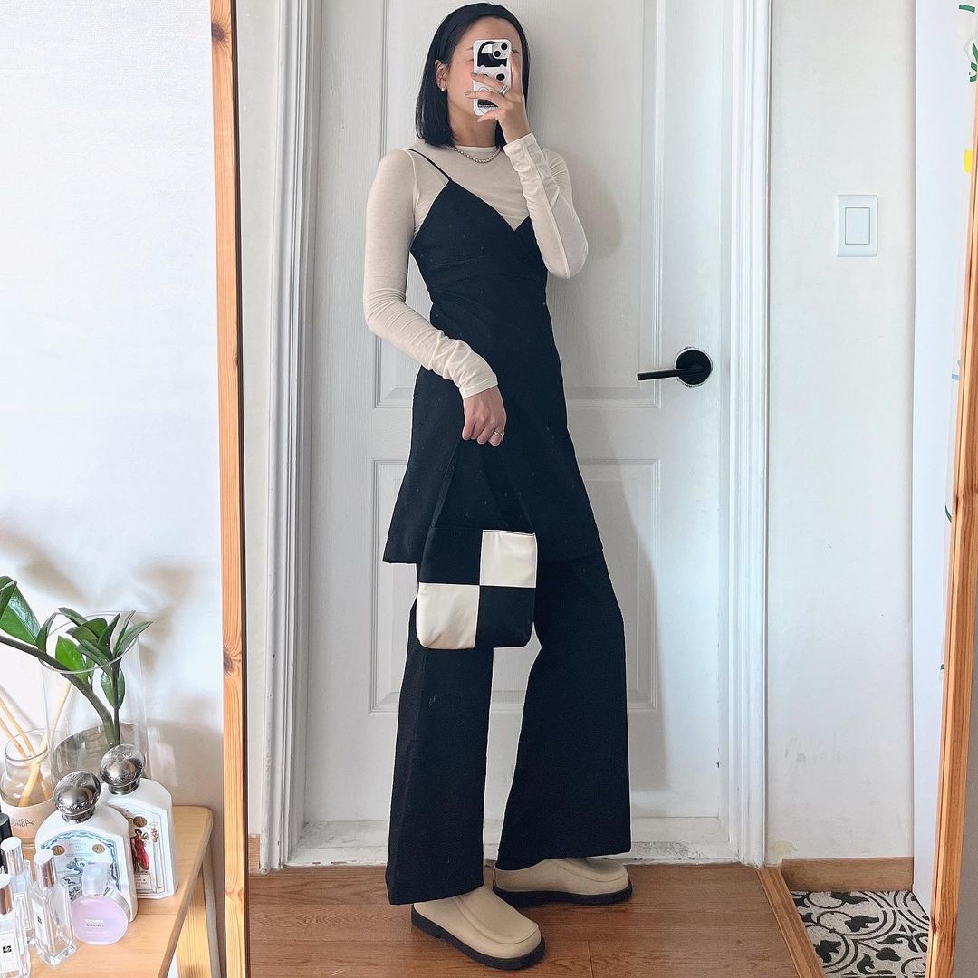 Hai Vera Bag Black Ivory 착용 스타일 - 2