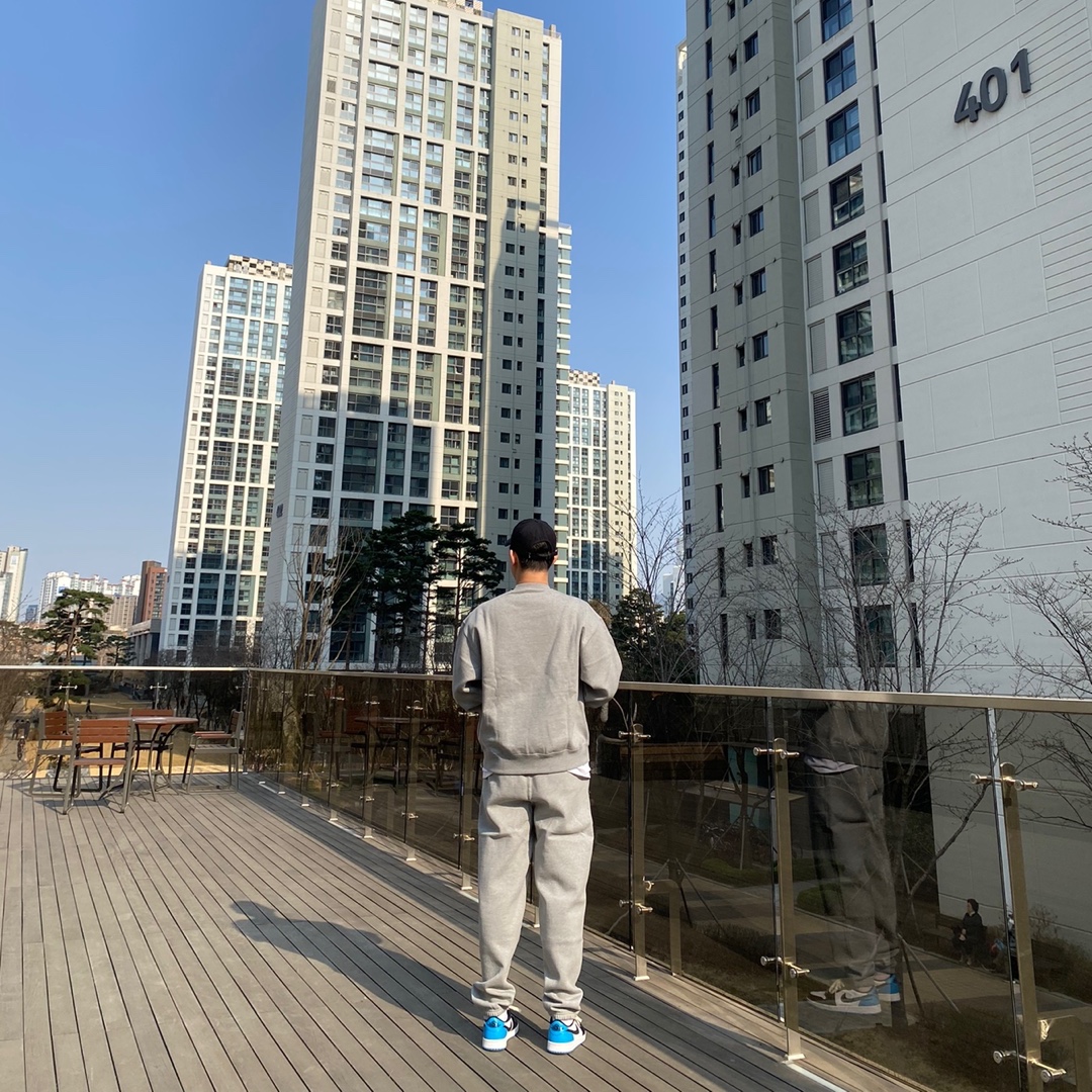 Nike x Stussy NRG RA Fleece Pants Dark Grey Heather (DJ9490-063) 착용 스타일 - 2