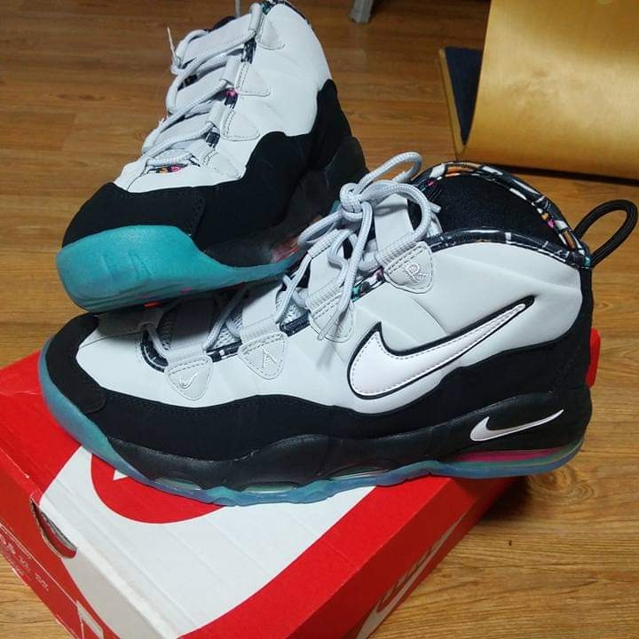 Nike Air Max Uptempo Spurs South Beach 착용 스타일