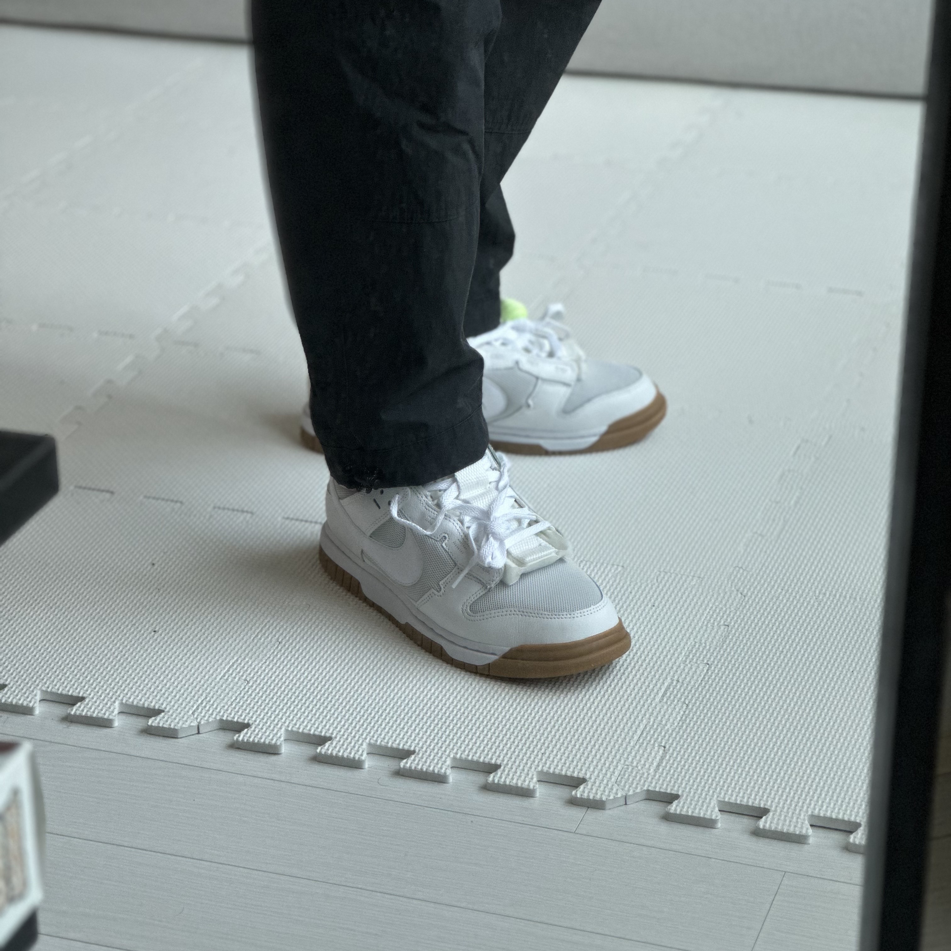Nike Air Dunk Jumbo Photon Dust 착용 스타일 - 1