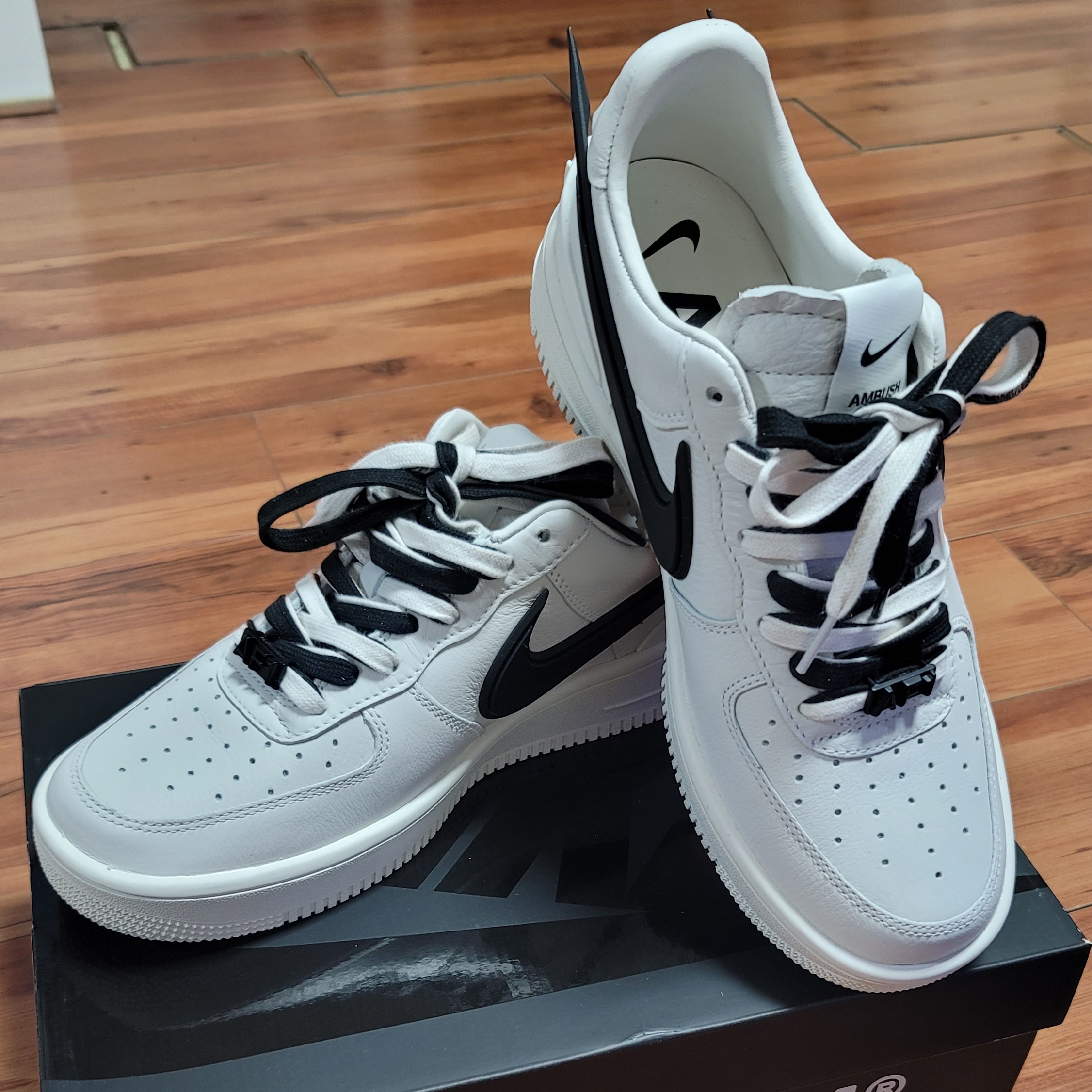 Nike x Ambush Air Force 1 Low SP Phantom 착용 스타일
