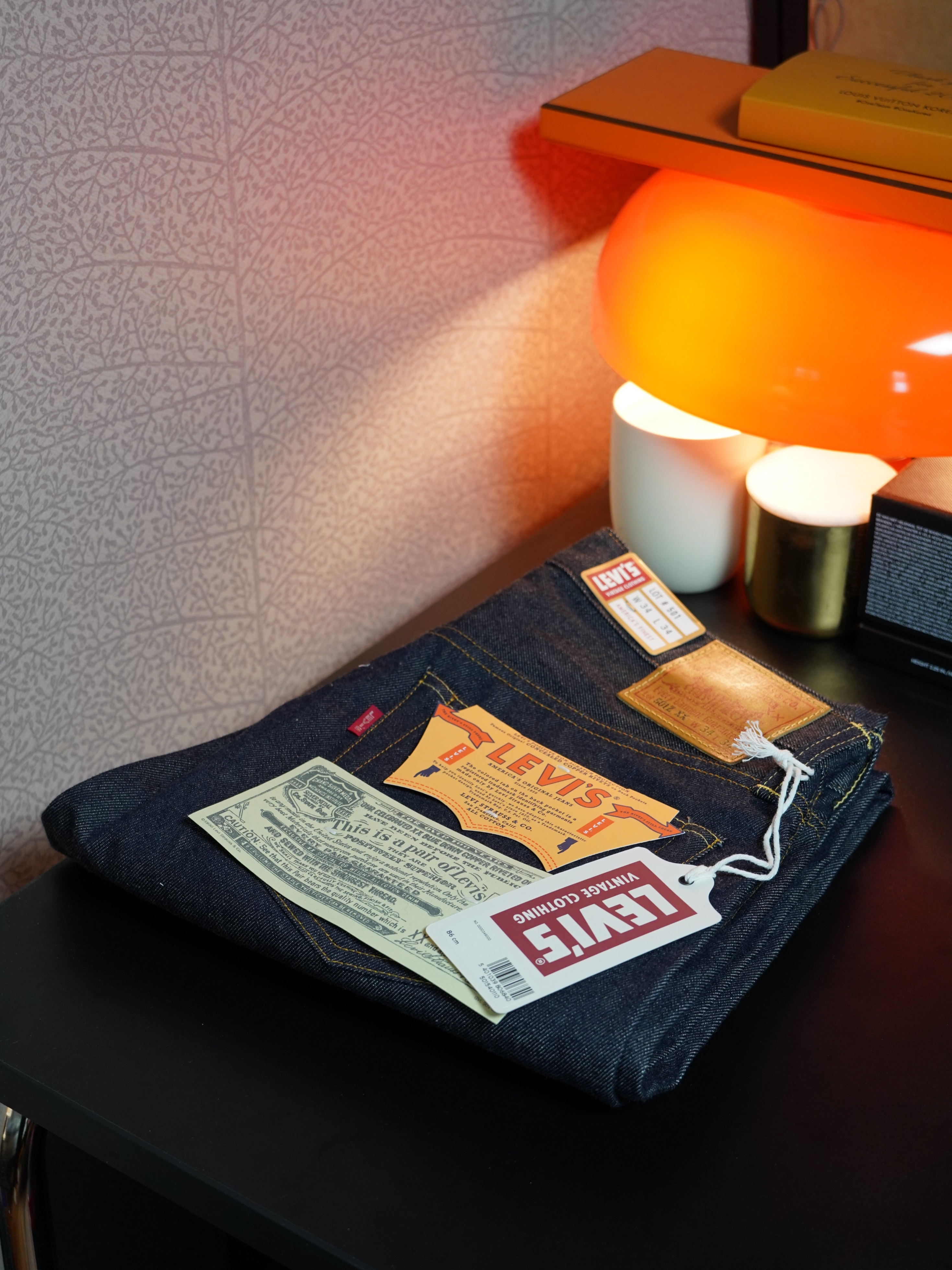 LVC 1954 501 Rigid Cotton Jean Dark Indigo 착용 스타일 - 1