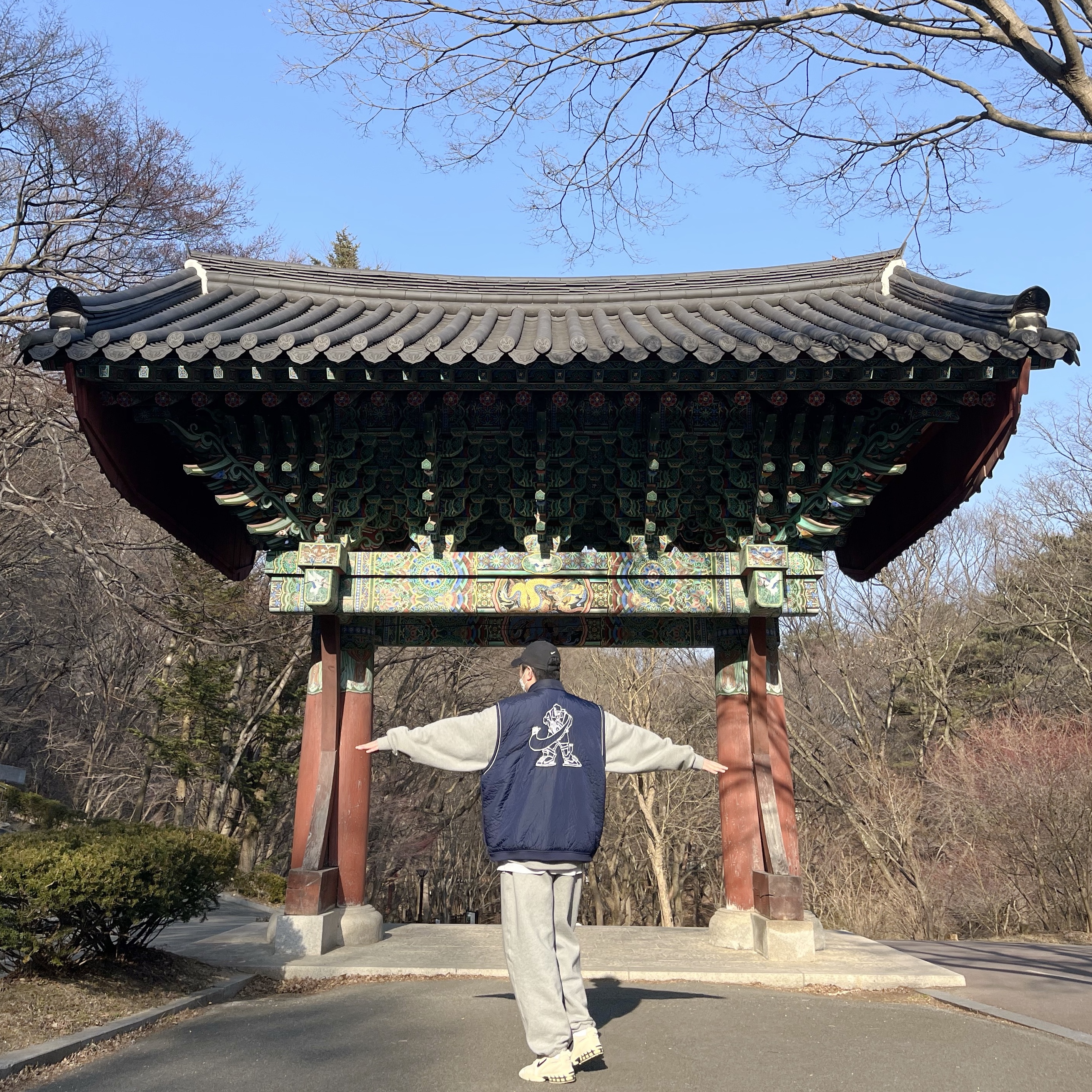 Nike x Cav Empt Vest Navy, Nike x Stussy NRG BR Crew Fleece Grey 착용 스타일