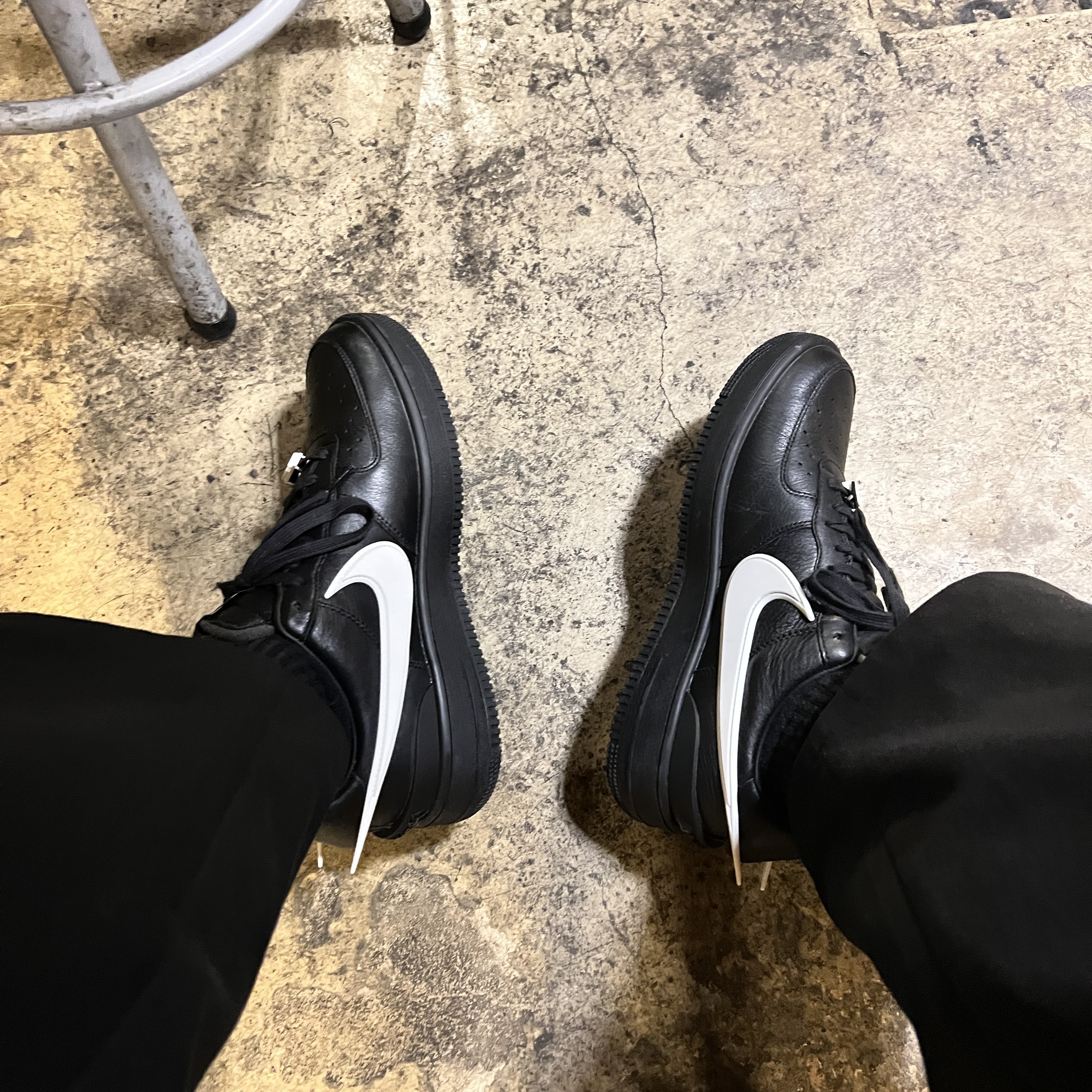 Nike x Ambush Air Force 1 Low SP Black 착용 스타일 - 2