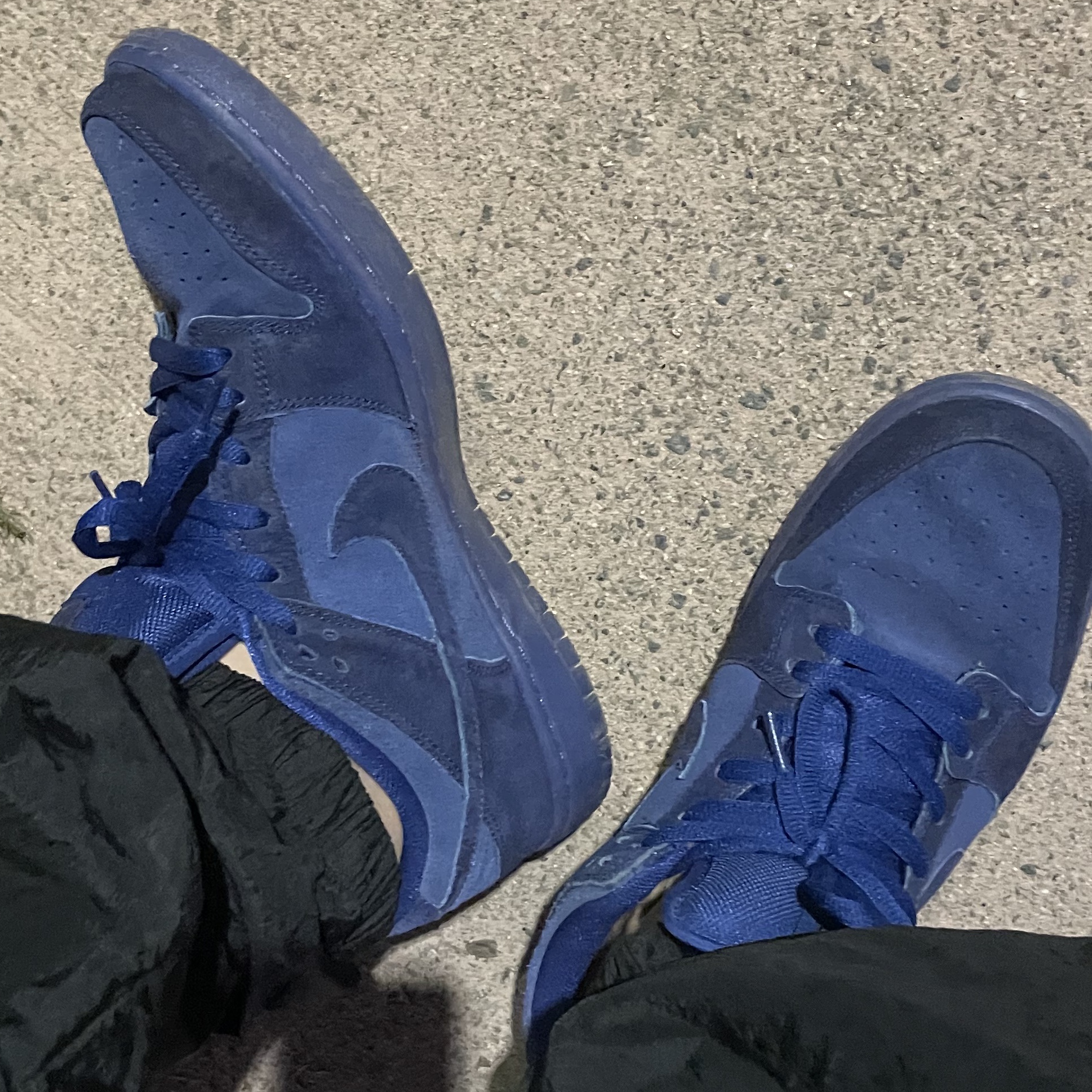Nike Dunk SB Low Blue Moon 착용 스타일