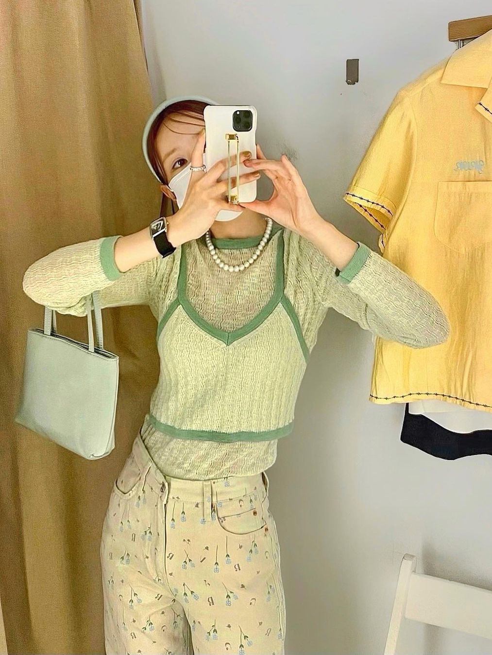Hai Little Silk Bag Light Green 착용 스타일