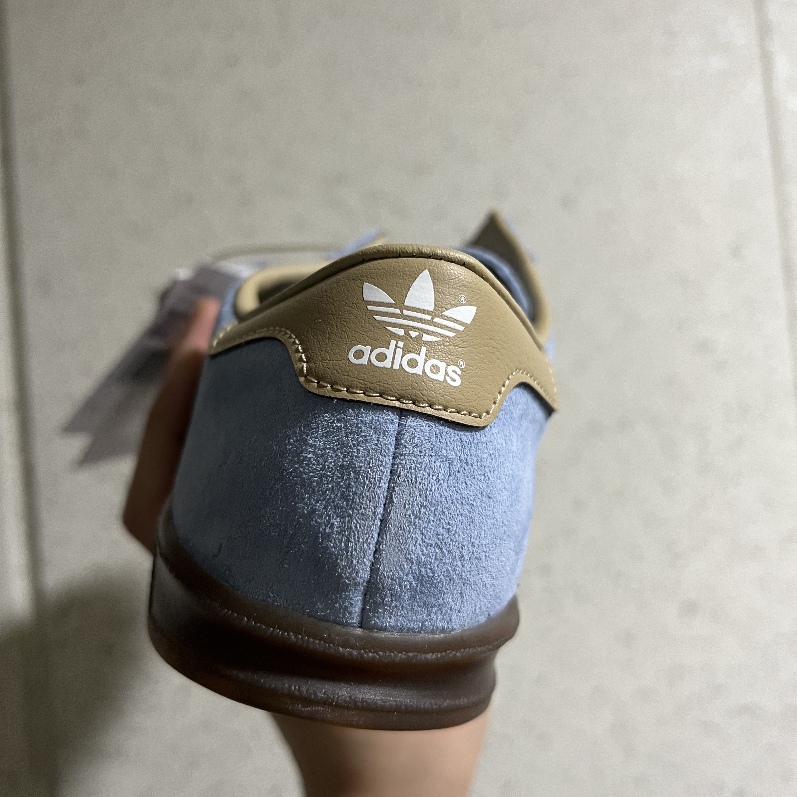 Adidas State Series Illinois Ambient Sky 착용 스타일 - 2