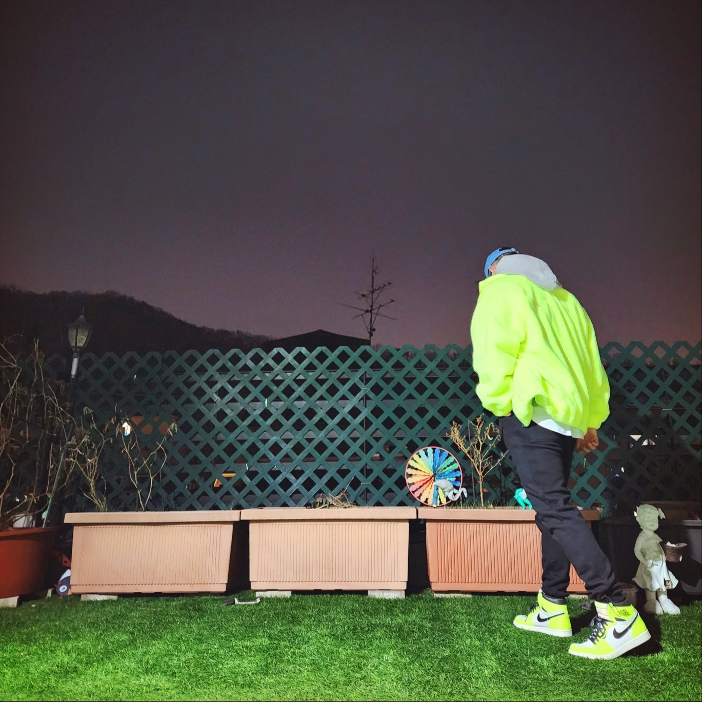 Jordan 1 Retro High OG Volt 착용 스타일 - 2