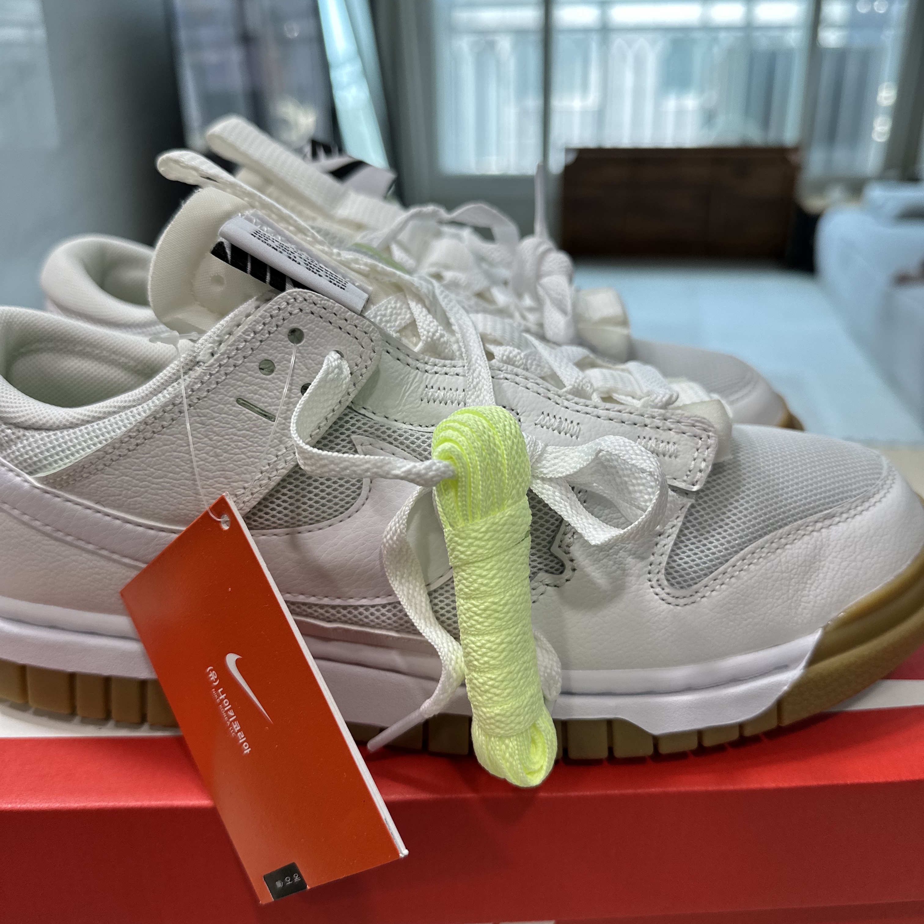 Nike Air Dunk Jumbo Photon Dust 착용 스타일 - 3