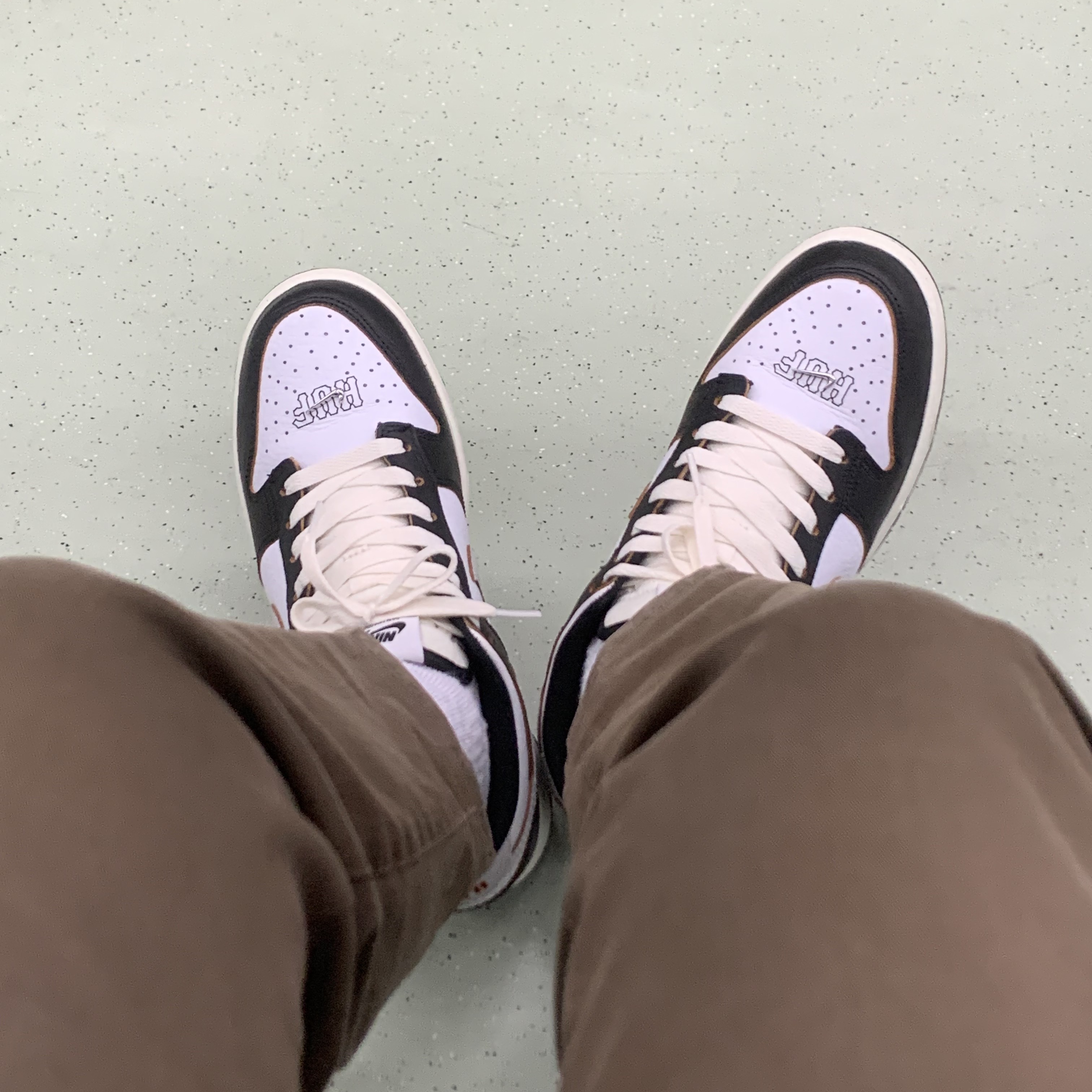 Nike x HUF SB Dunk Low San Francisco 착용 스타일