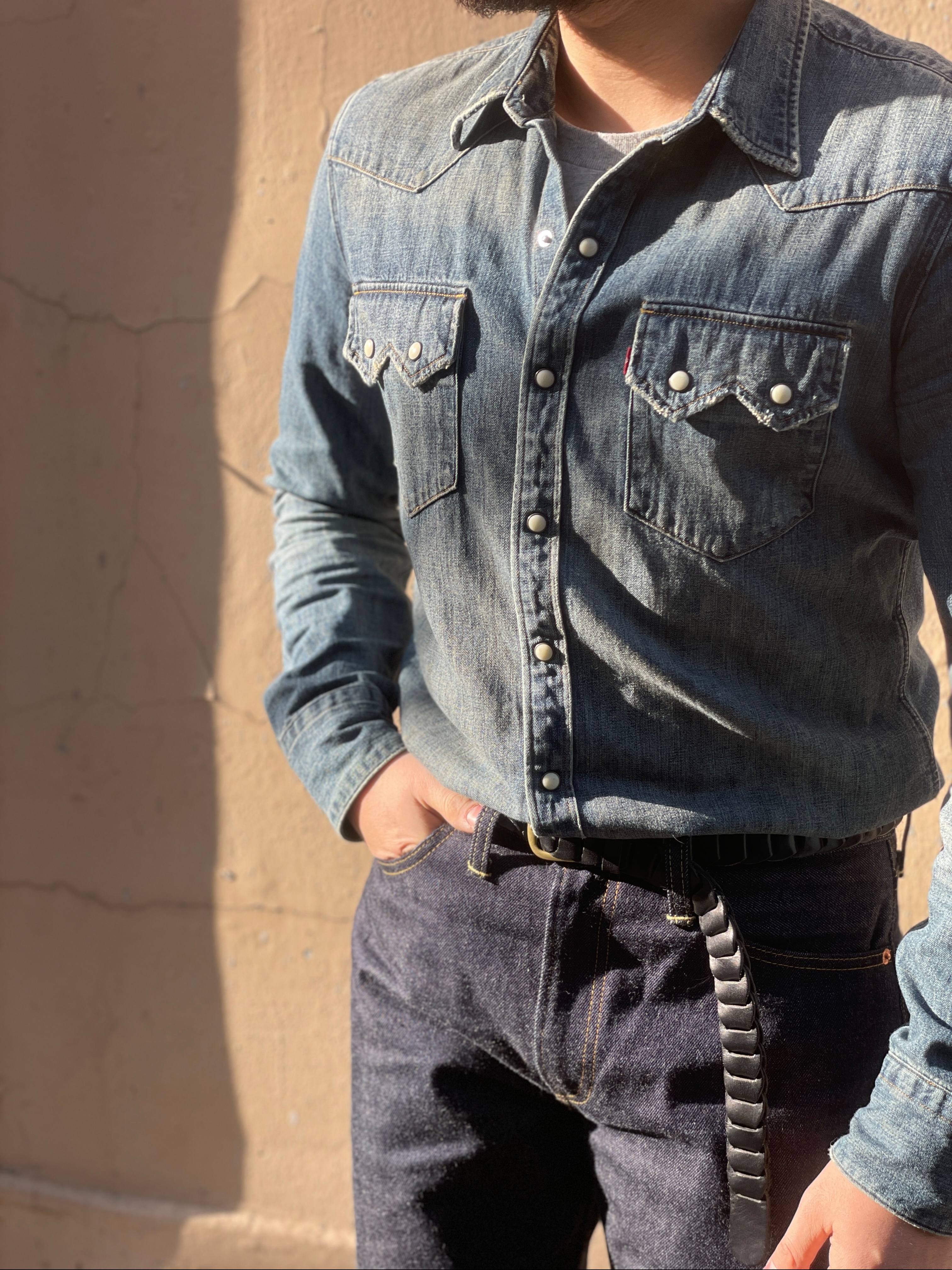 LVC 1954 501 Rigid Cotton Jean Dark Indigo 착용 스타일 - 2