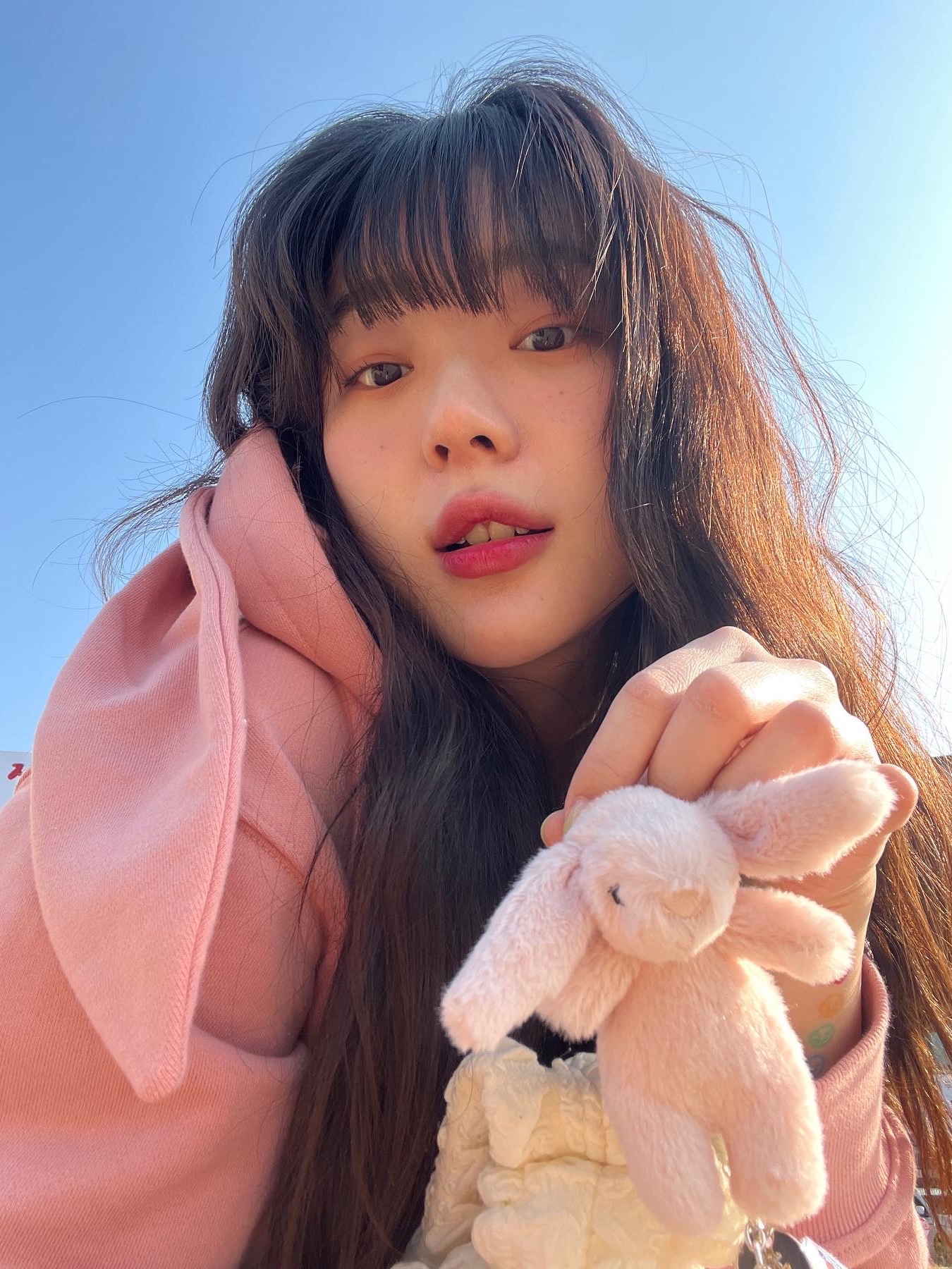 Jellycat Bashful Bunny Bag Charm Tulip, Jellycat Bashful Bunny Bag Charm Beige 착용 스타일 - 3