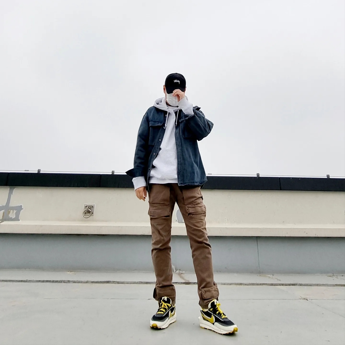 Nike x Sacai x Undercover LDWaffle Black Bright Citron, Grailz Flight Pocket Pants Tan 착용 스타일 - 3