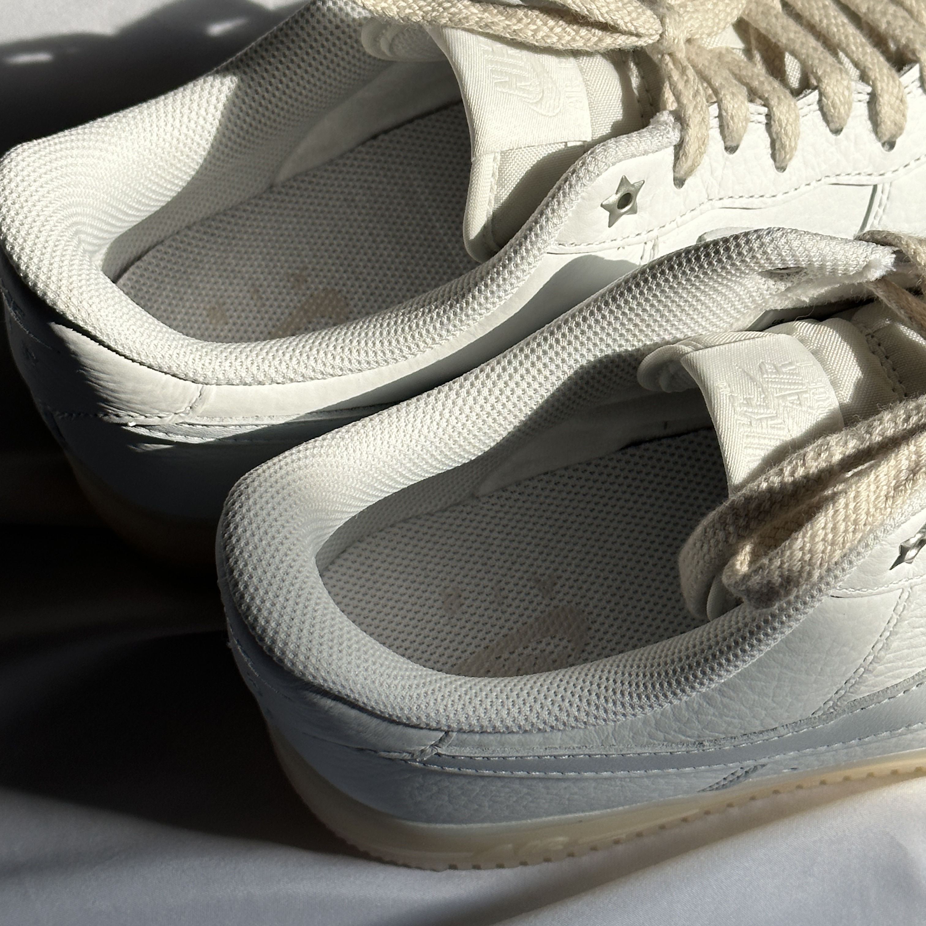 (W) Nike Air Force 1 '07 Summit White Pure Platinum 착용 스타일 - 4